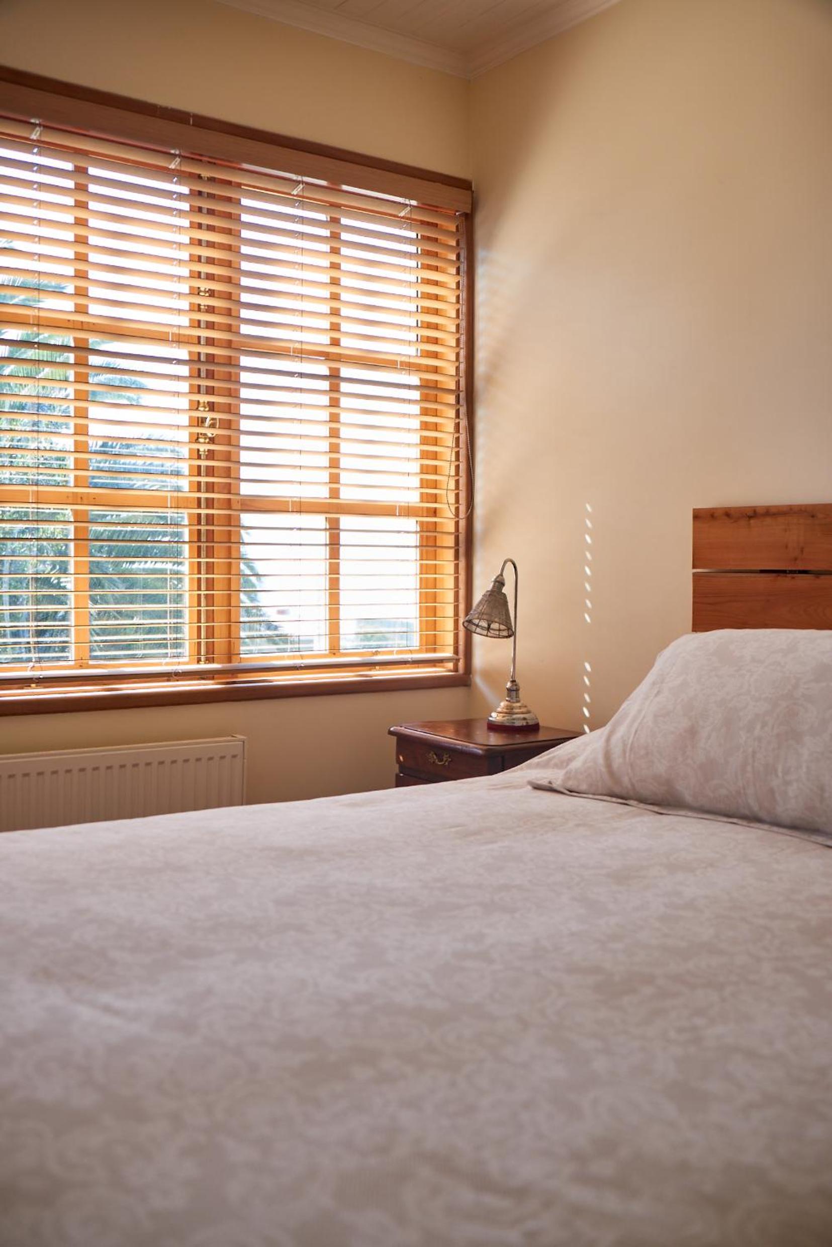 Deluxe Double Room with Side Sea View photo 3