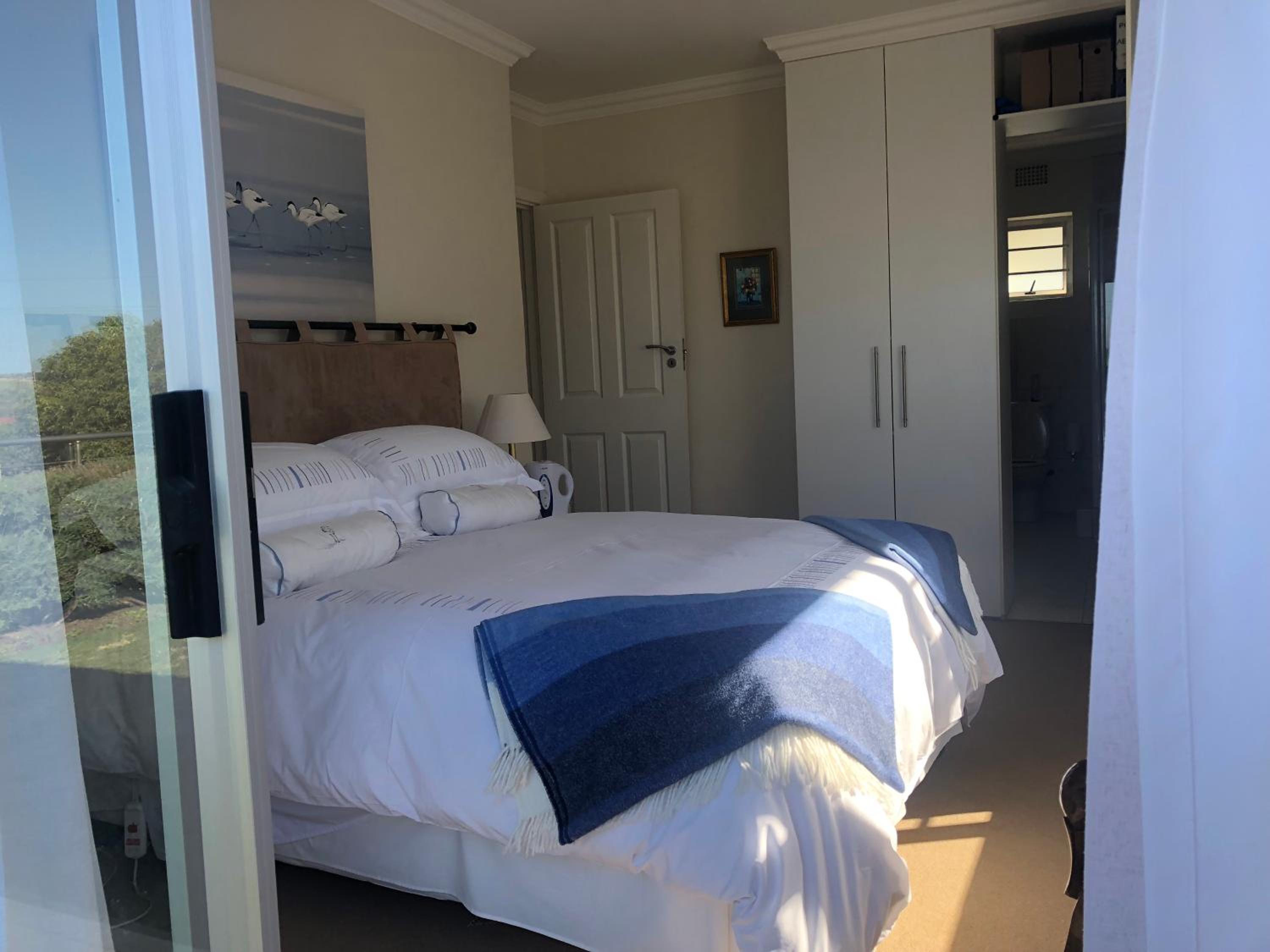 Double Room - Photo 6