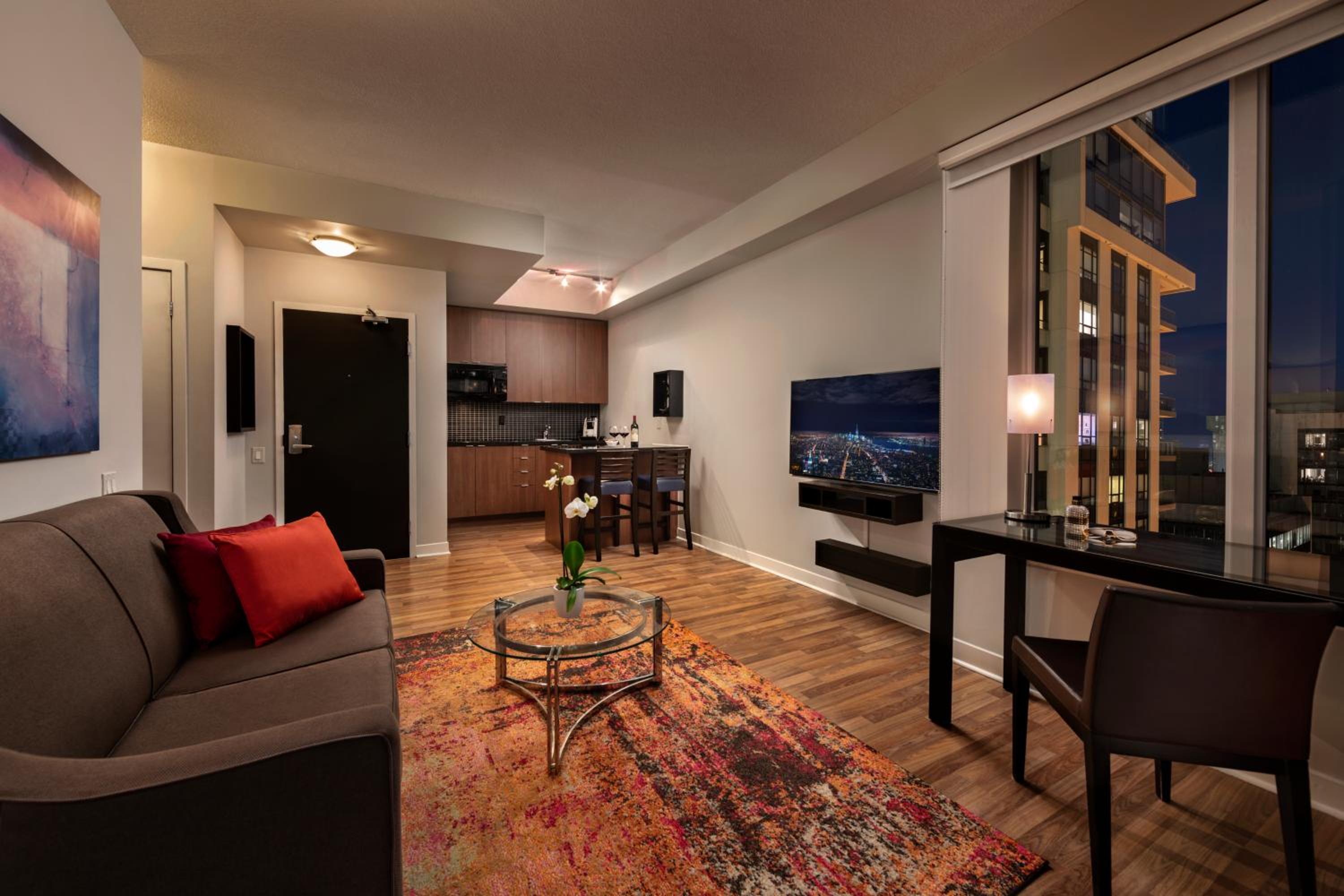 Family Suite with Sofabed - Photo 6