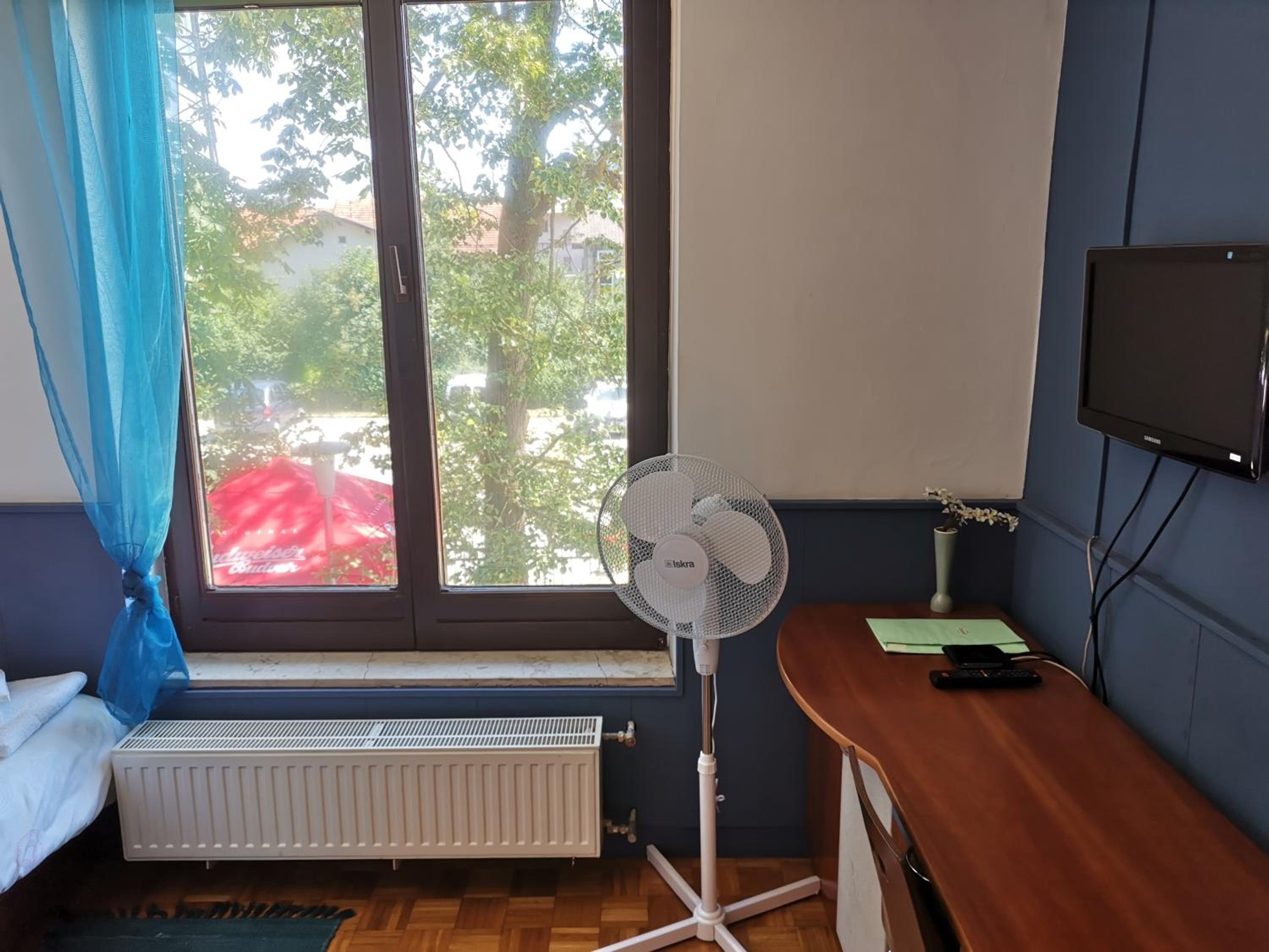 Single Room with Parking photo 1