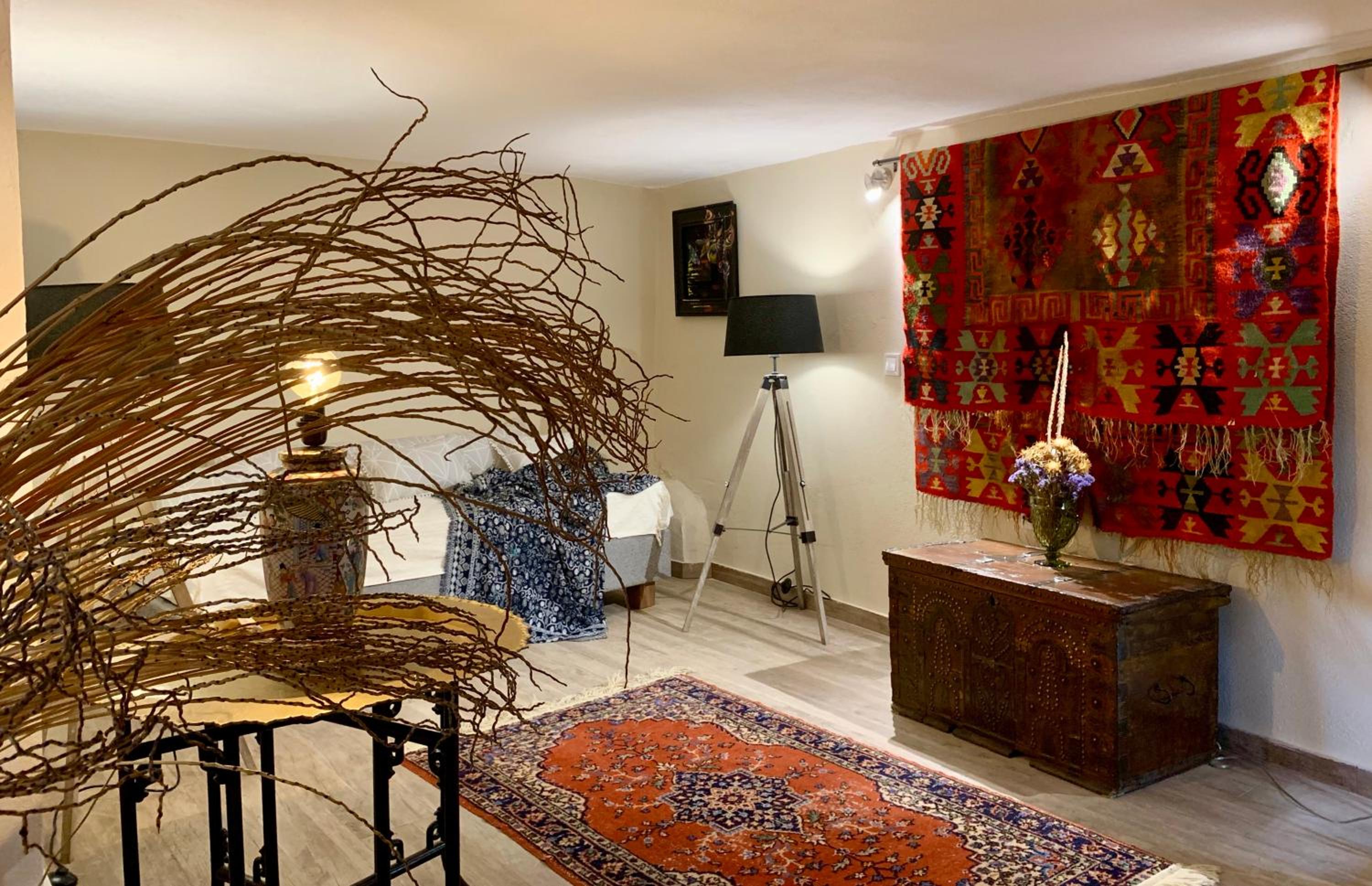 Family Room with Garden View - Photo 6
