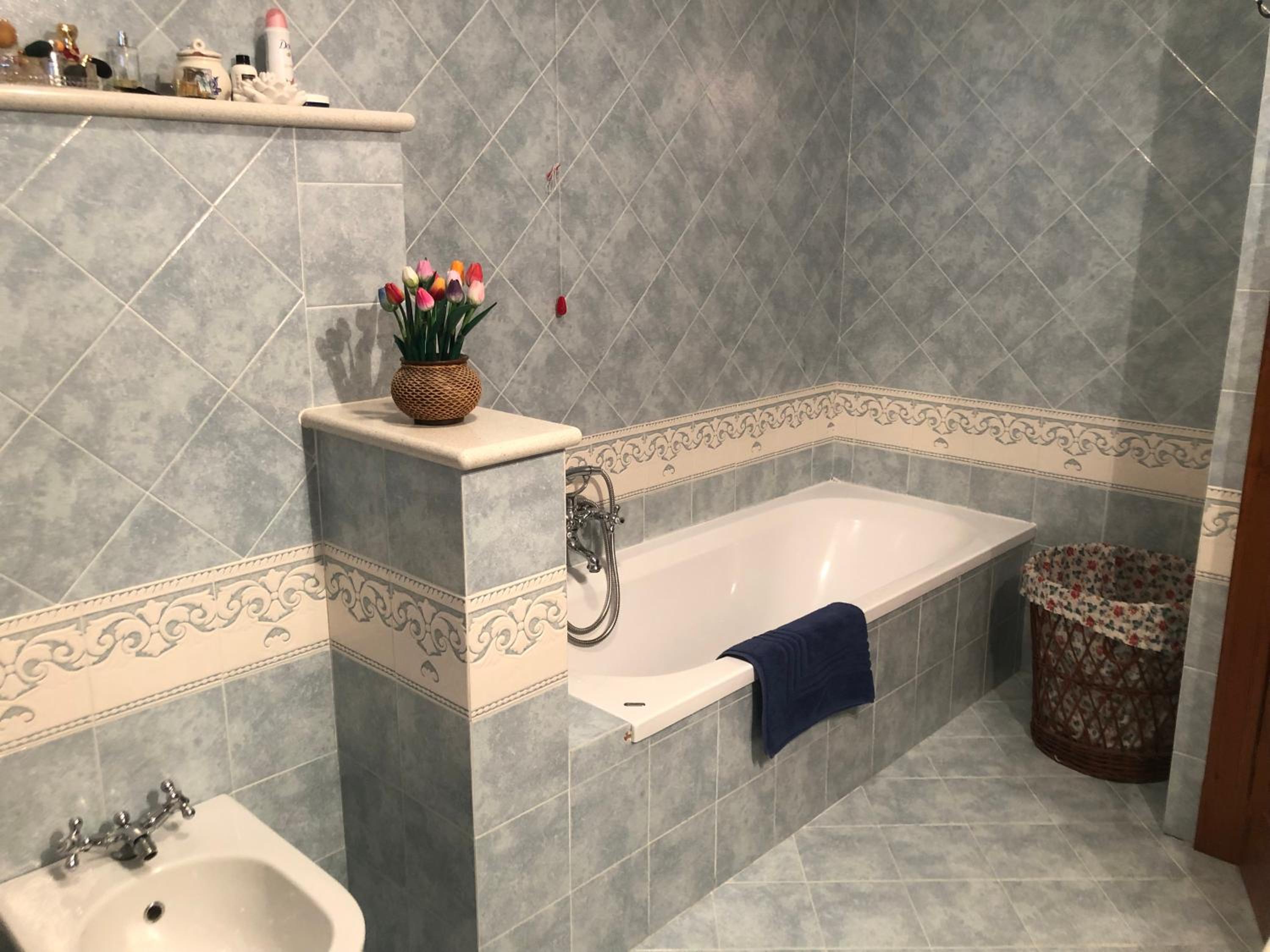 Double Room with Private Bathroom - Photo 3