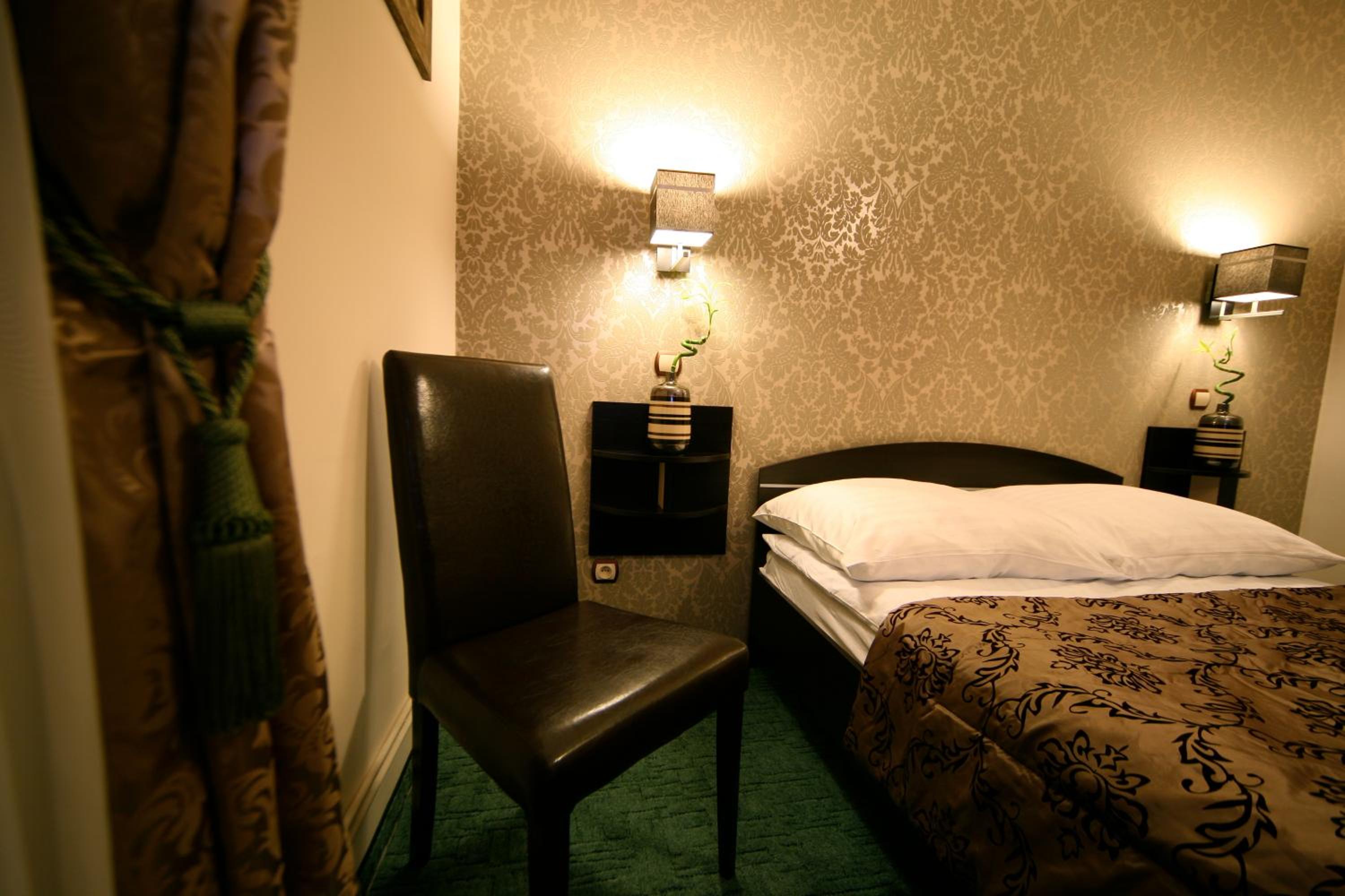 Deluxe Double Room photo 3