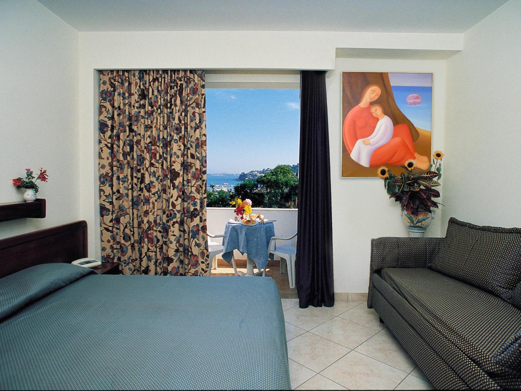 Standard Triple Room - Photo 2