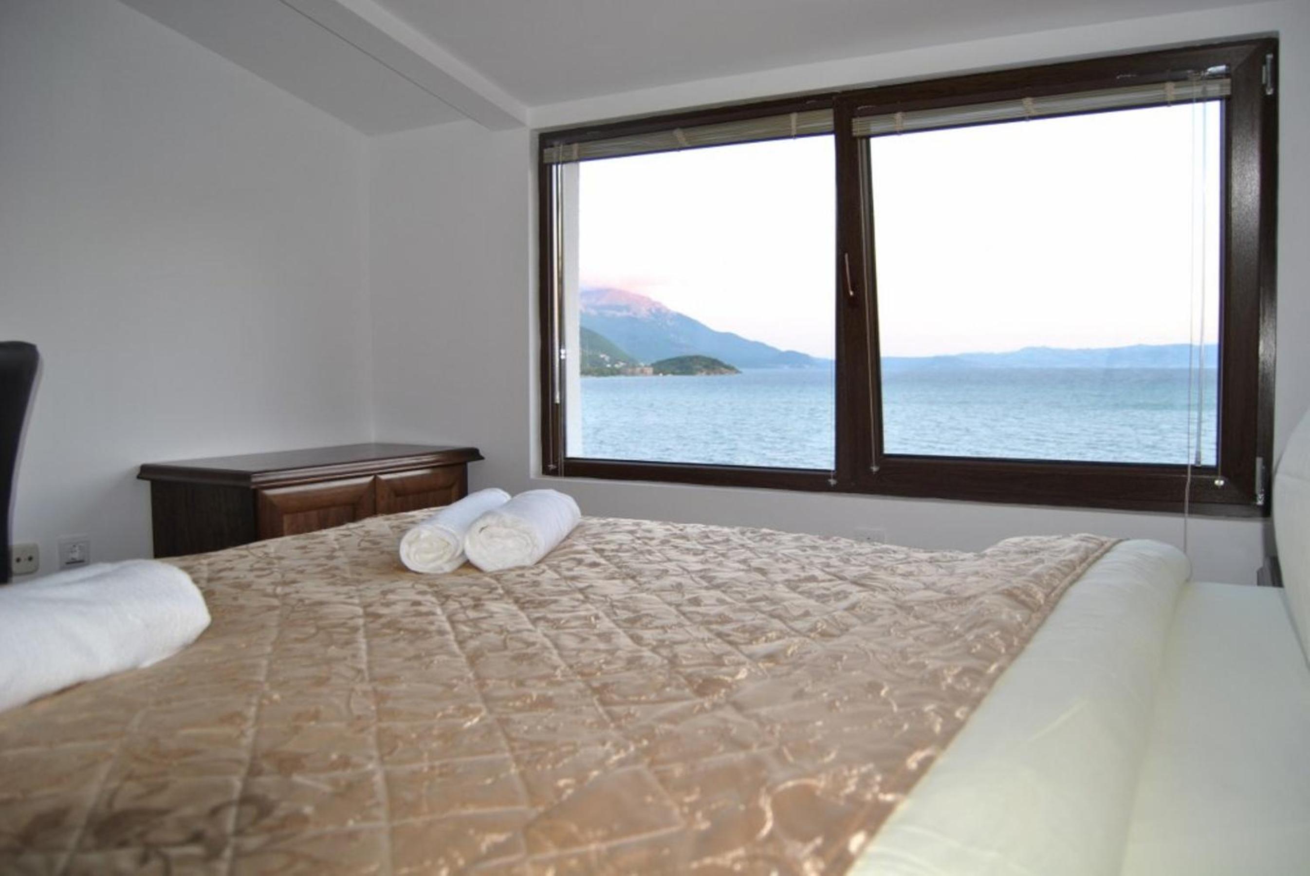 Penthouse Suite - Photo 7