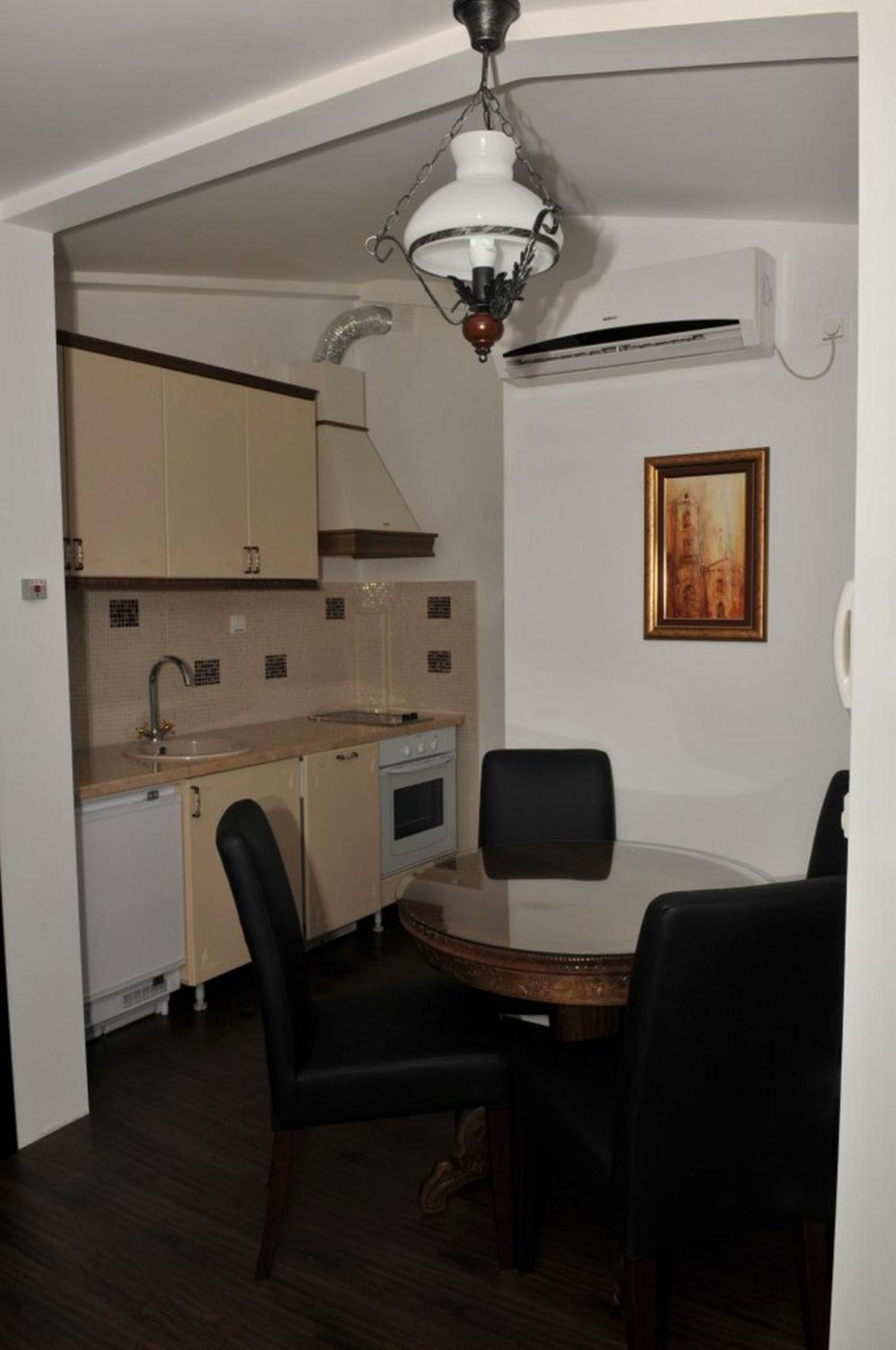 Penthouse Suite - Photo 4