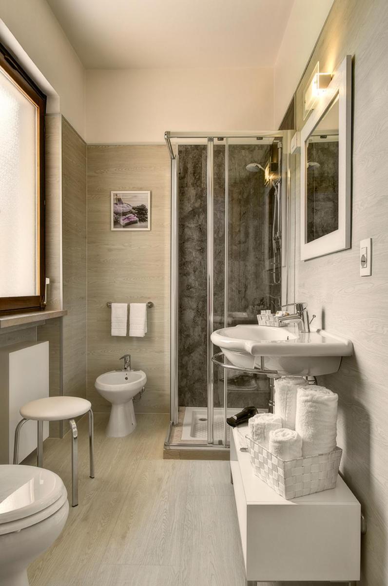 Superior Double or Twin Room with Balcony - Photo 7