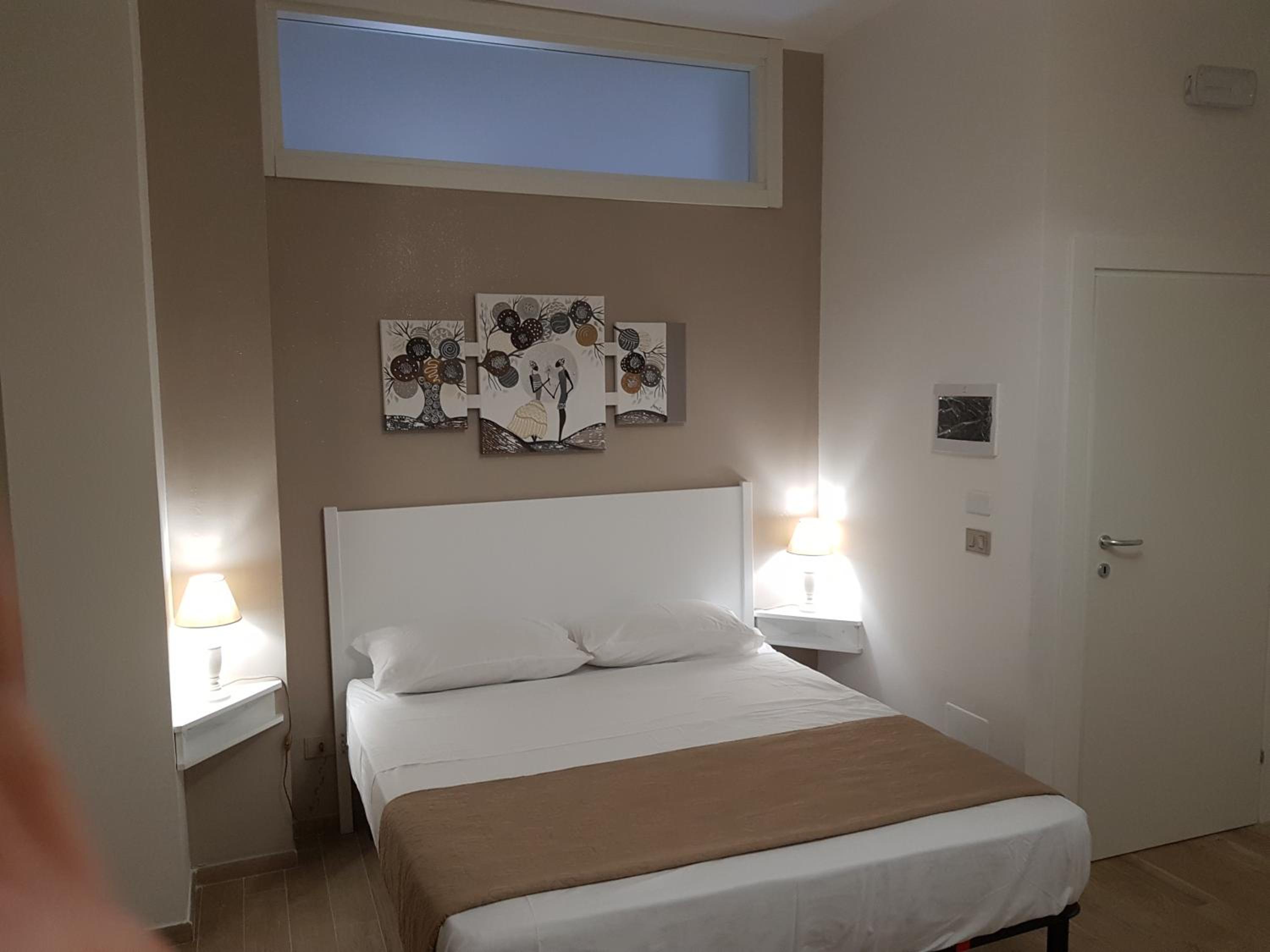 Studio Apartment photo 1