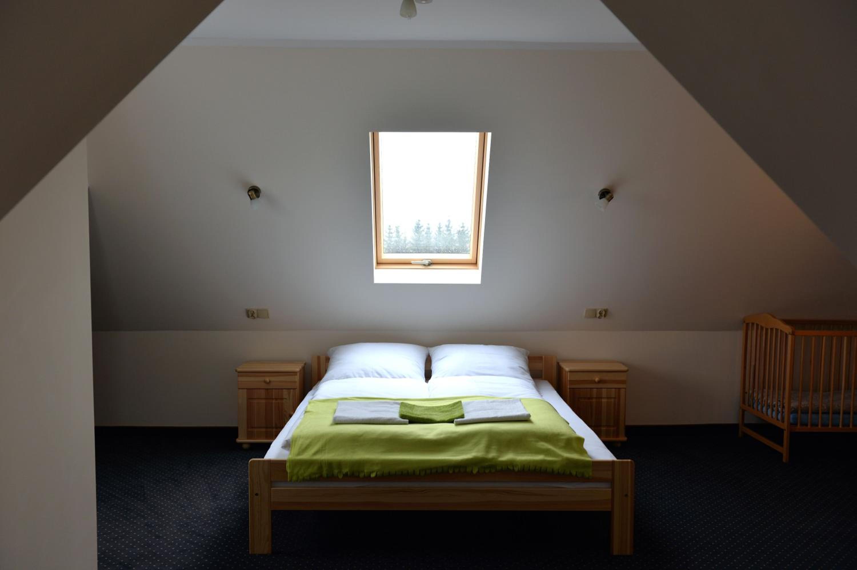 Quadruple Room with Mountain View photo 2