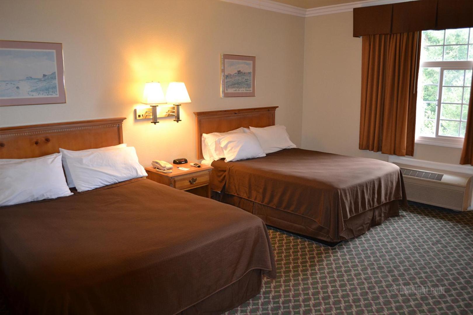 Two Double Beds Room photo 2