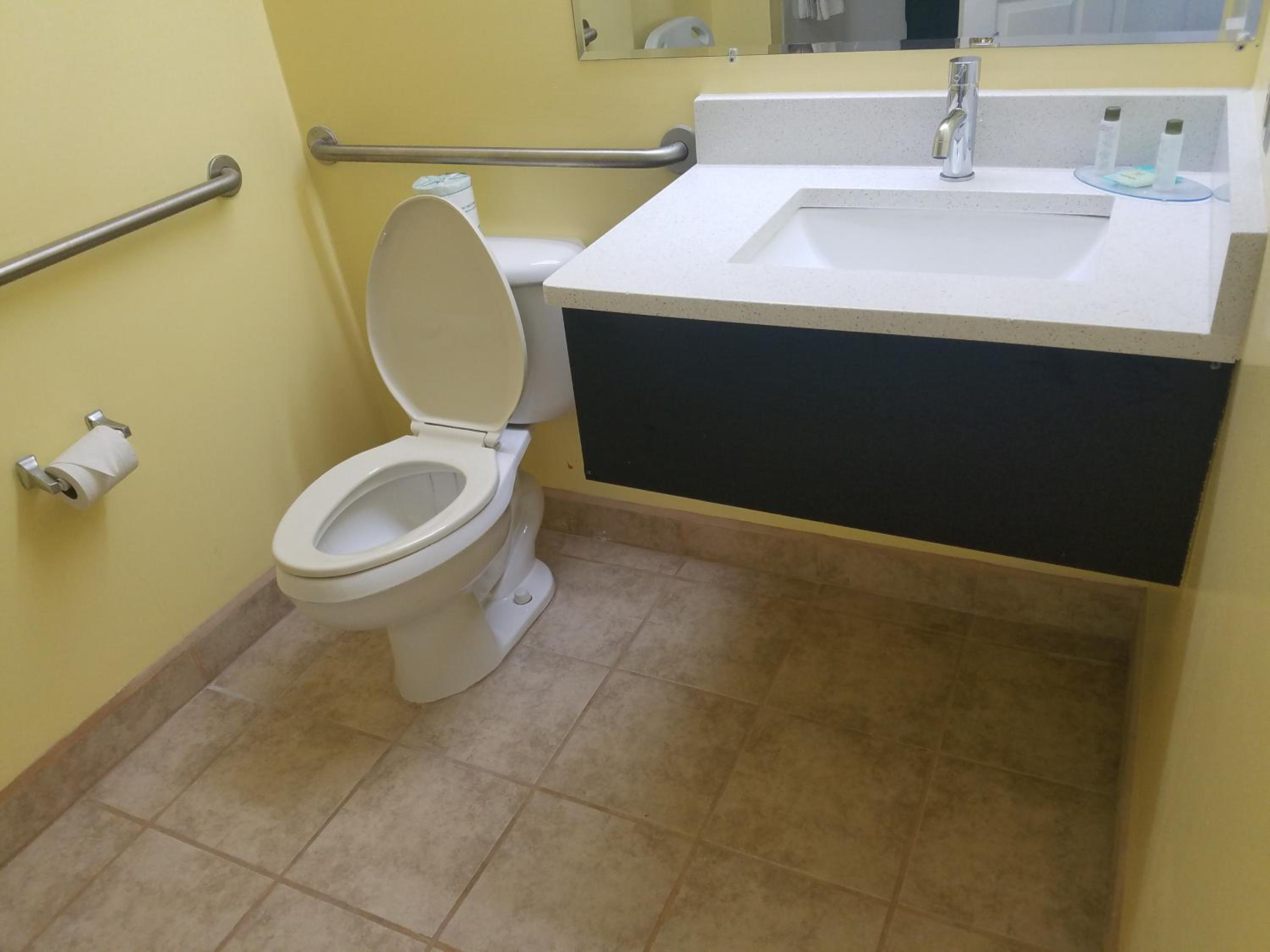 Double Room - Disability Access - Photo 3
