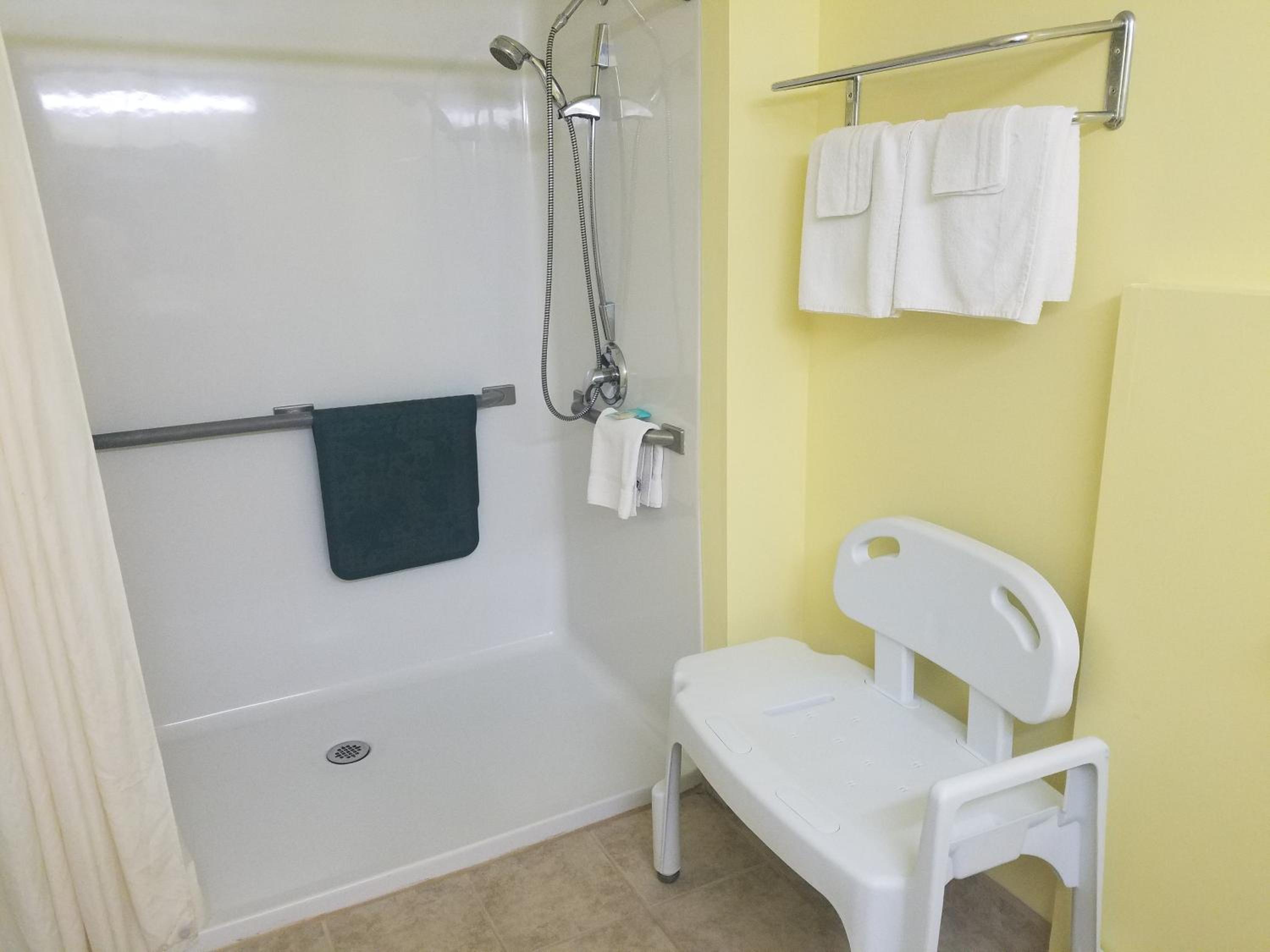 Double Room - Disability Access - Photo 5