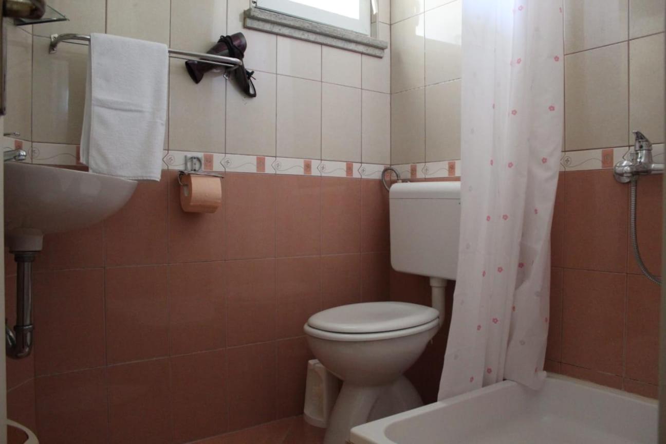 Apartment - Photo 5