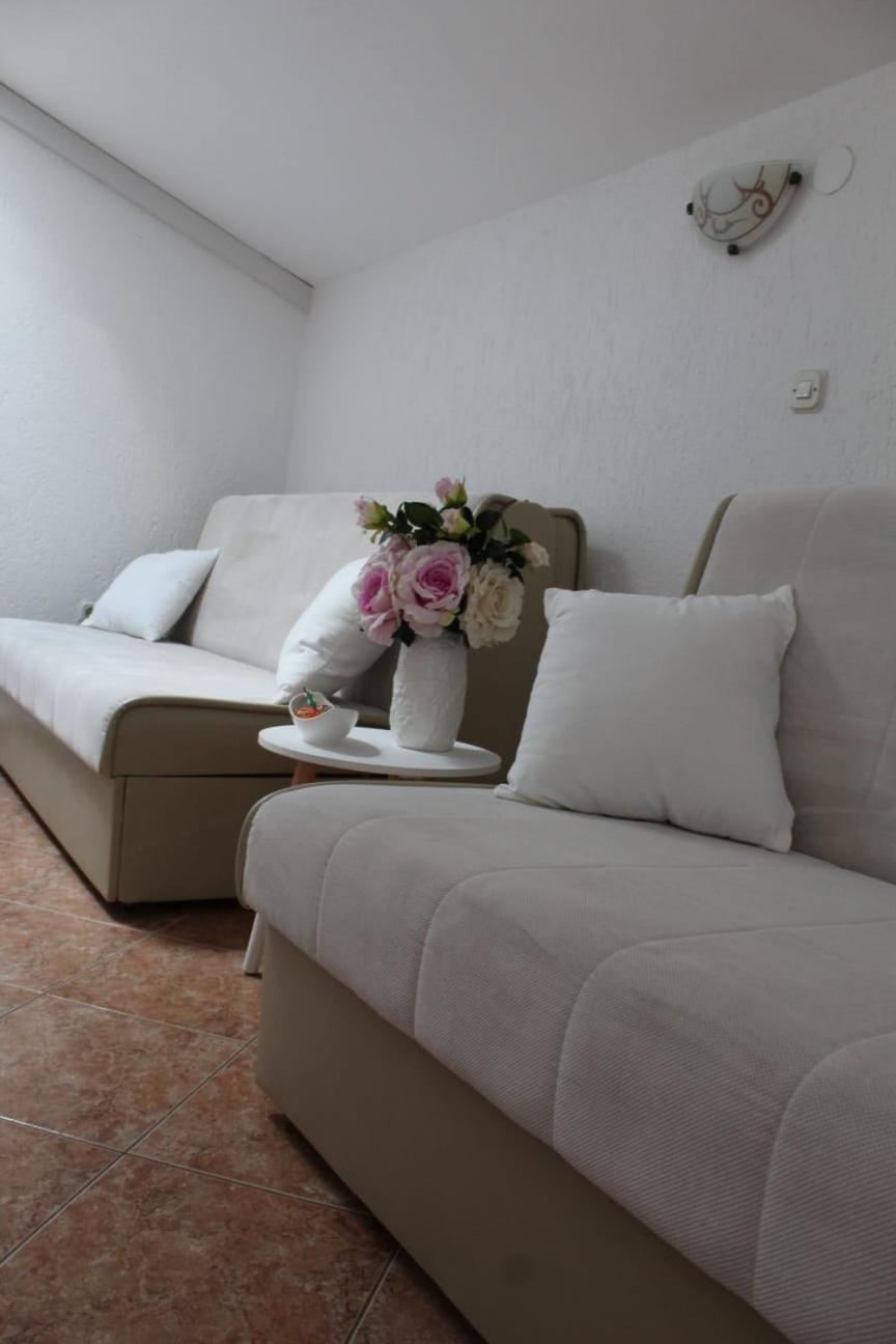 Apartment - Photo 11