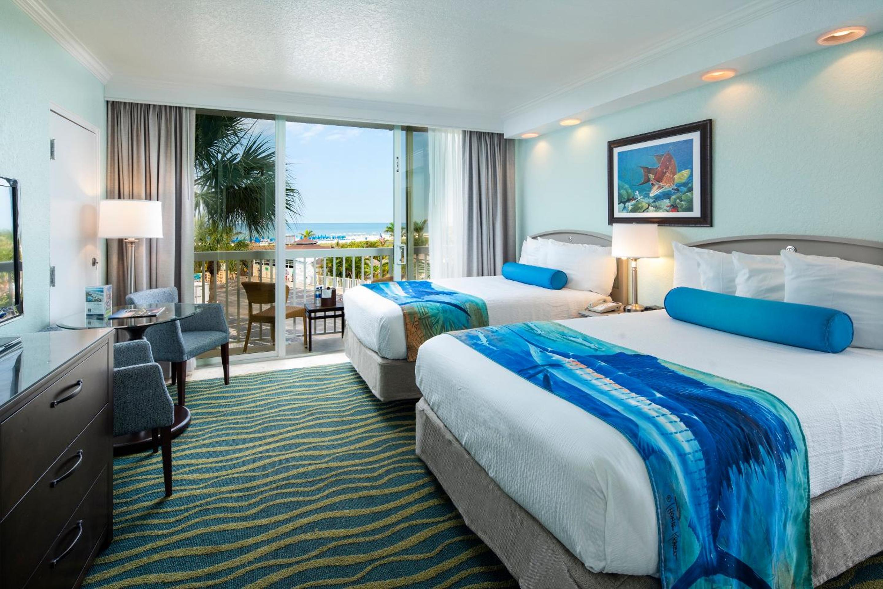 Double Room with Balcony - Photo 1