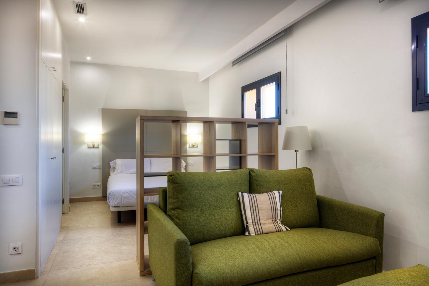 Studio Apartment photo 2