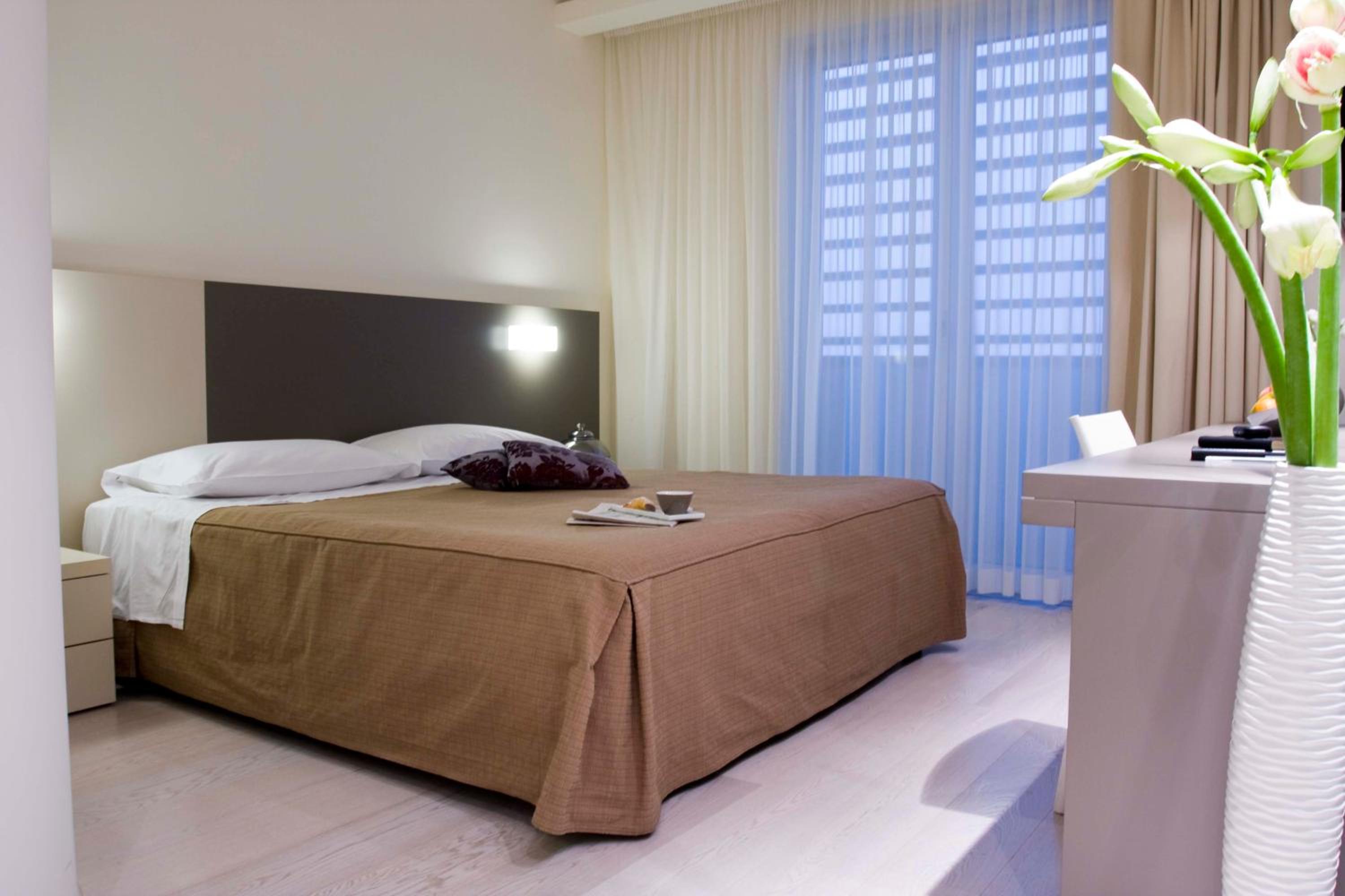 Superior Double or Twin Room - Photo 1