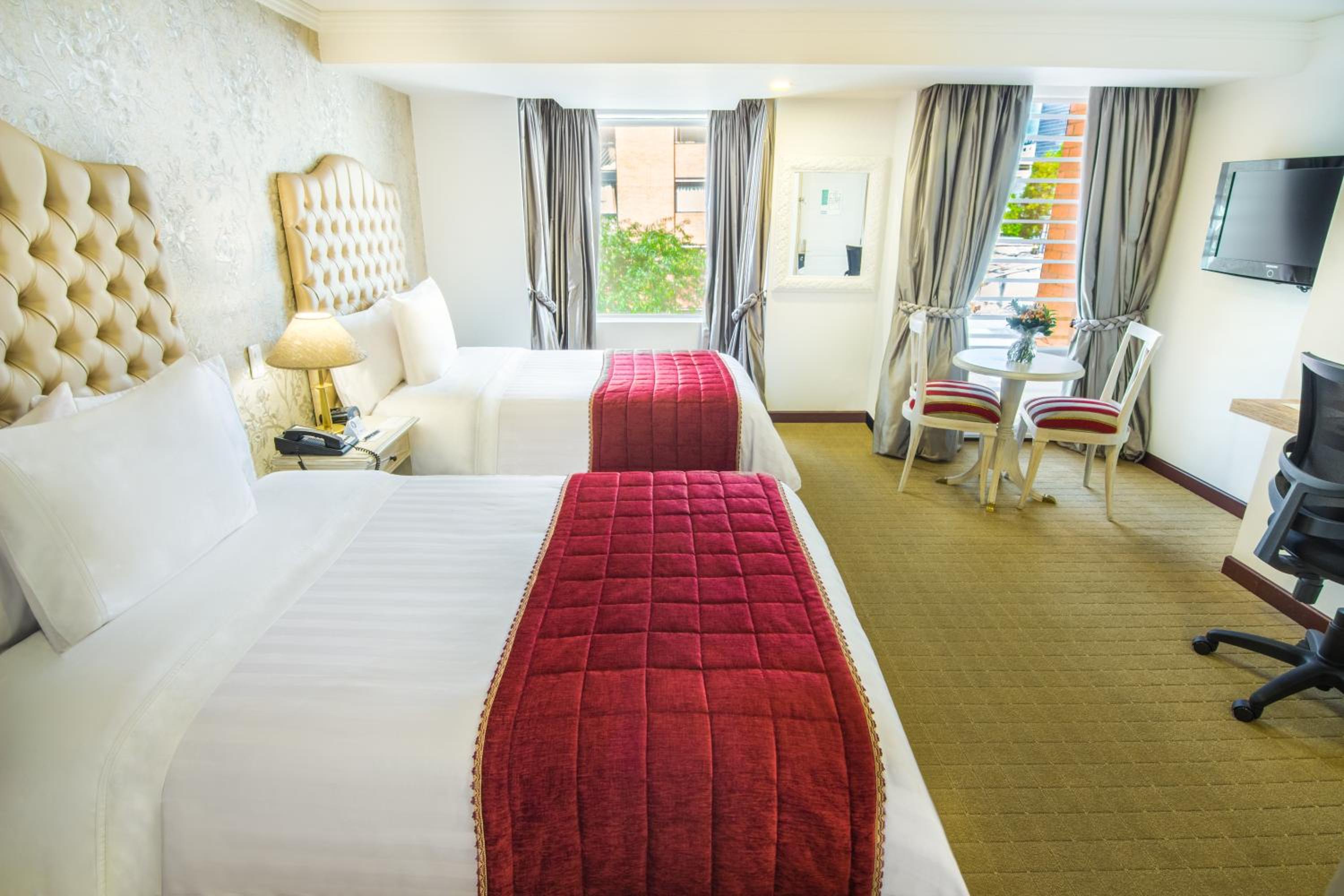 Standard Twin Room - Photo 1