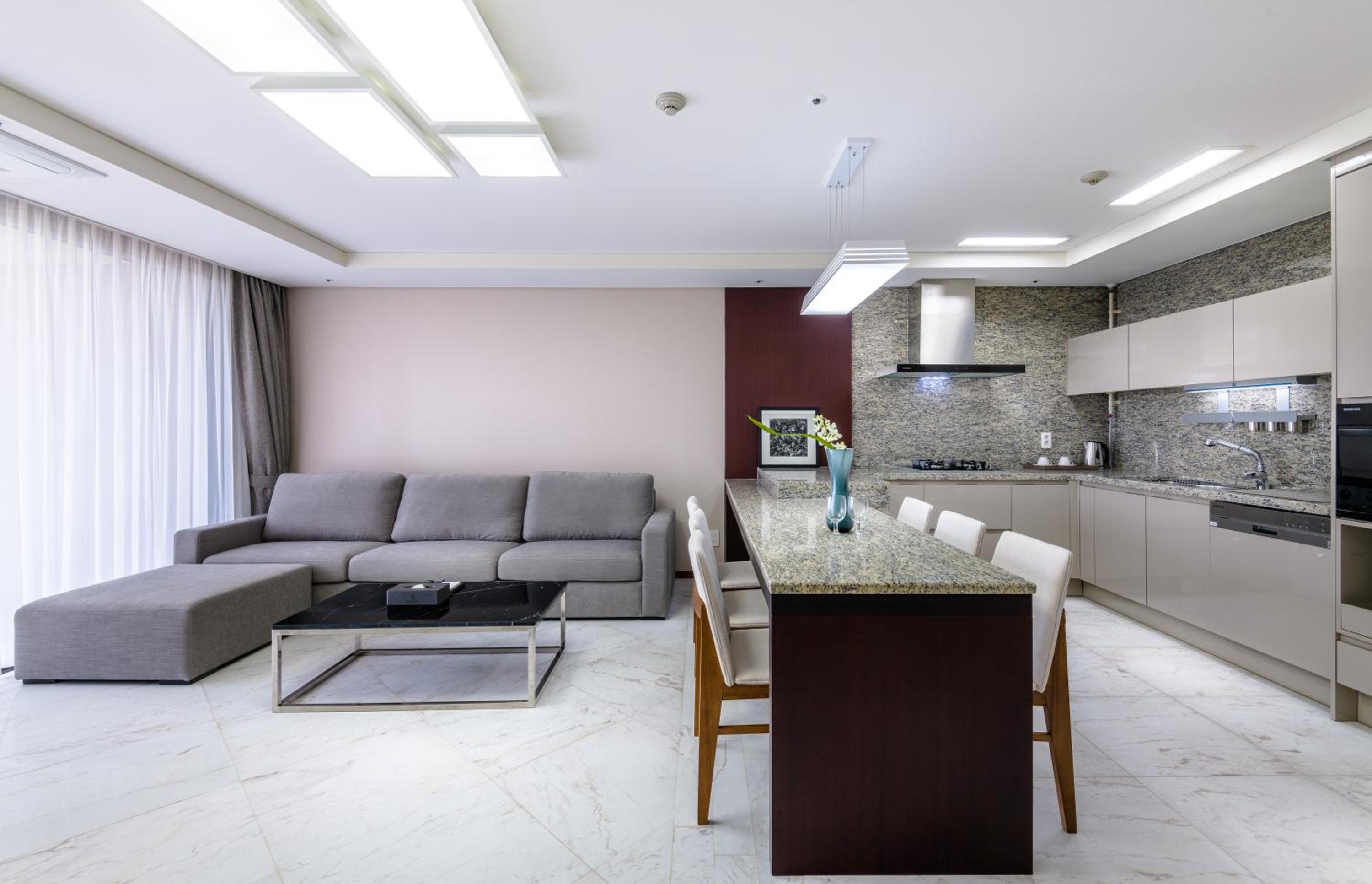Duplex Apartment - Photo 1