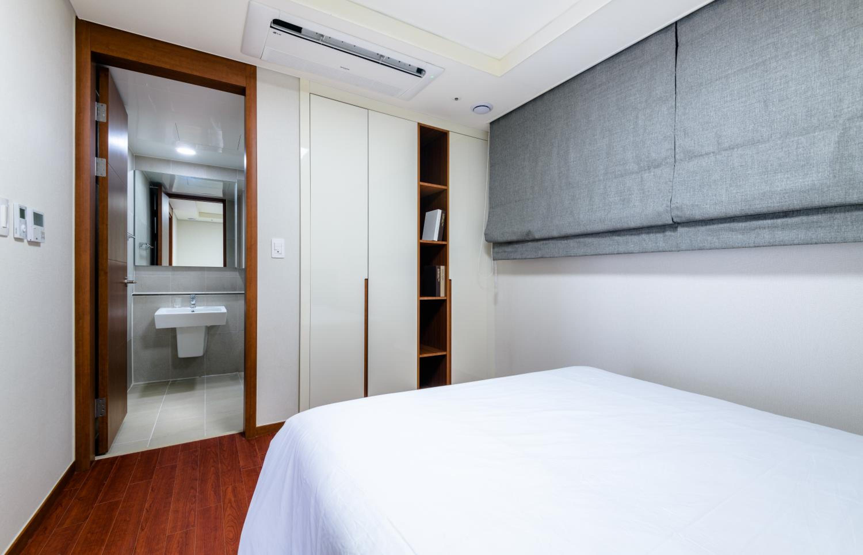 Duplex Apartment - Photo 2
