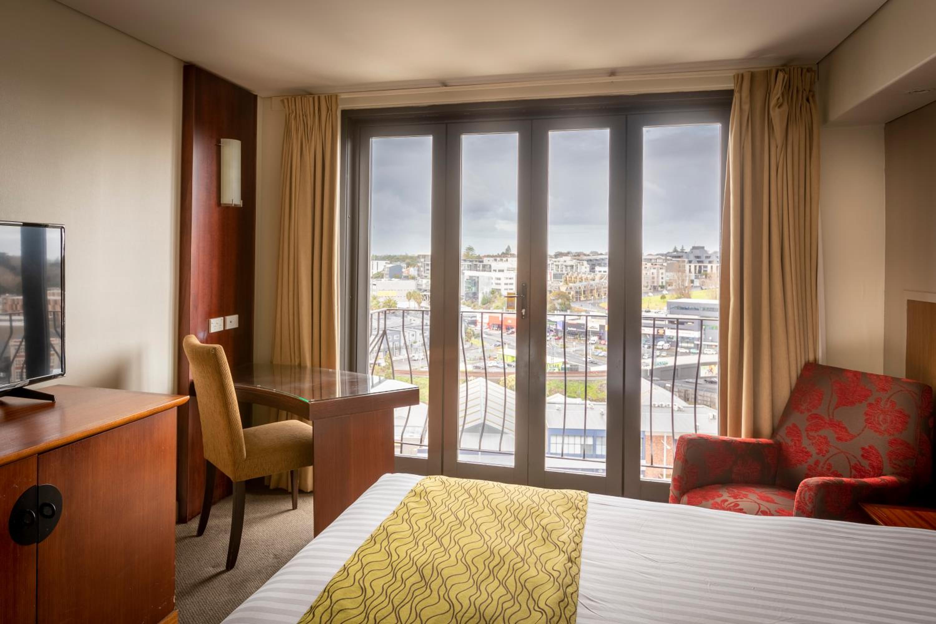 Superior King Room with Harbor View - Photo 1
