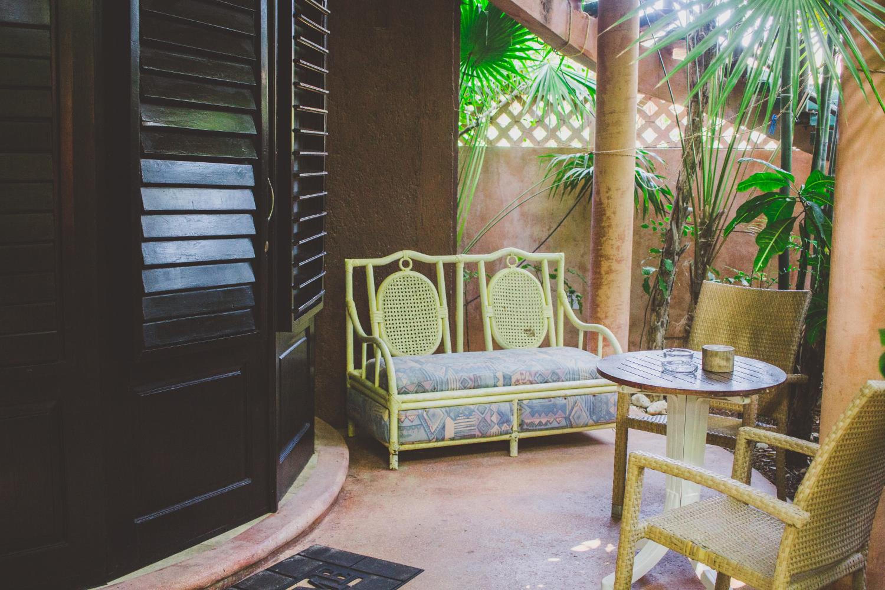 Junior Suite Café - Photo 11