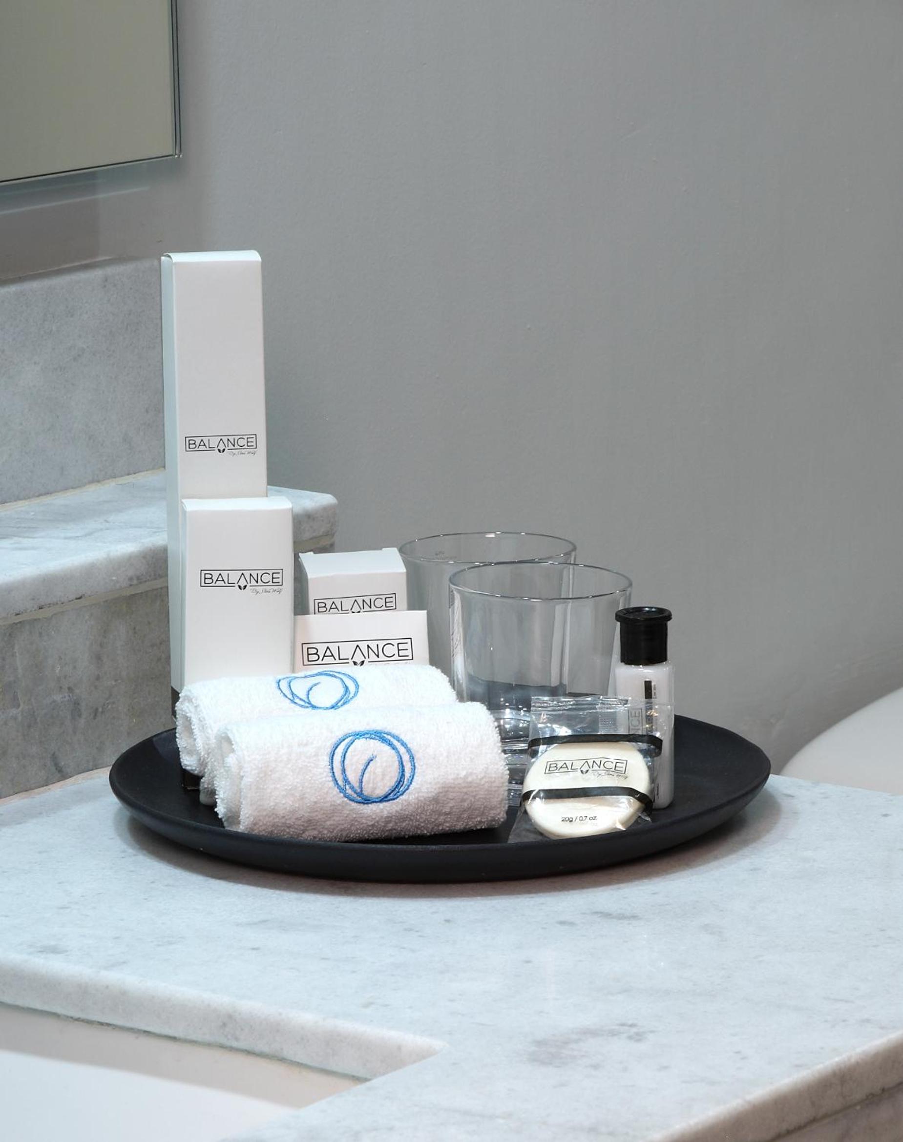 Suite with Spa Bath - Photo 5