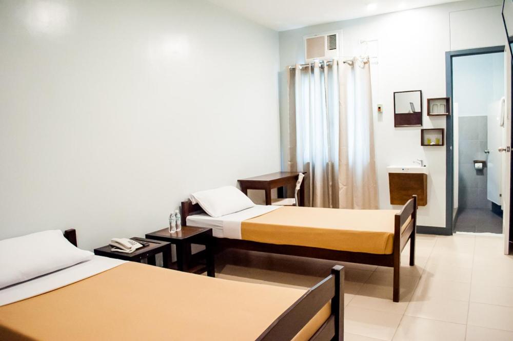Standard Queen Room - Photo 3