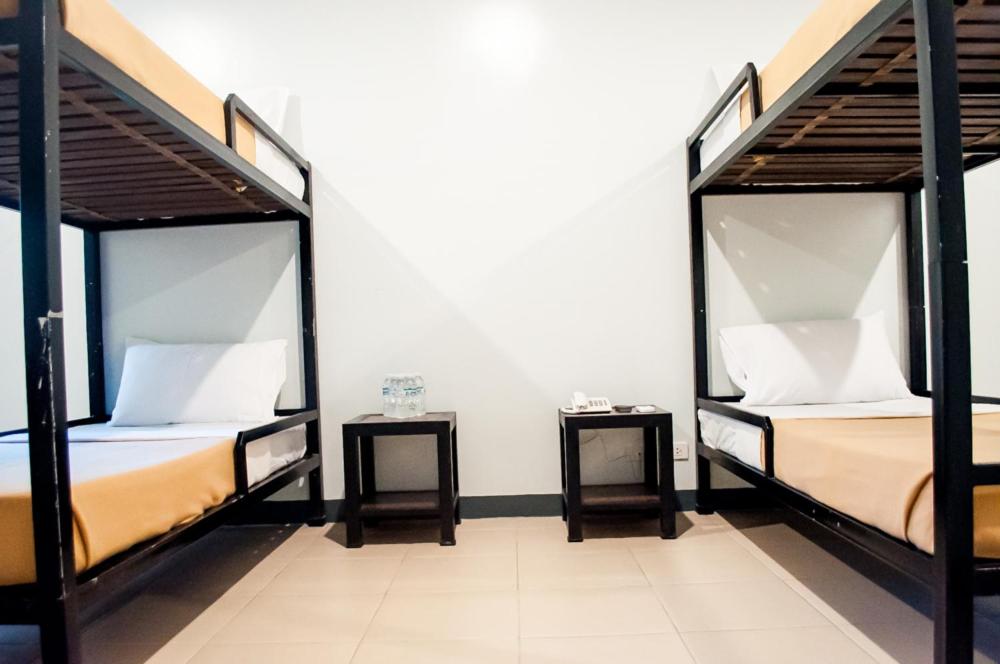 Classic Quadruple Room