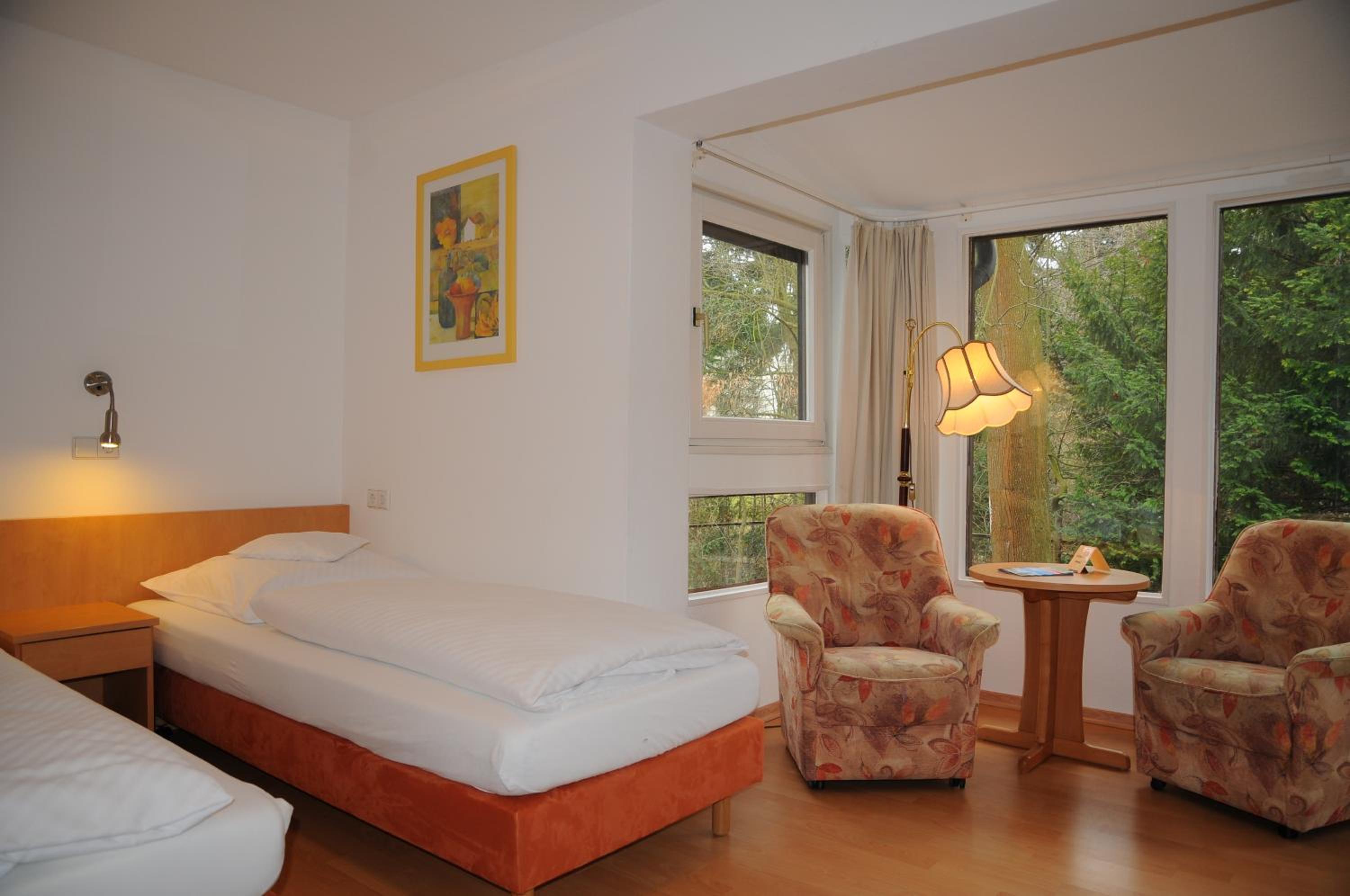 Twin Room - Photo 5