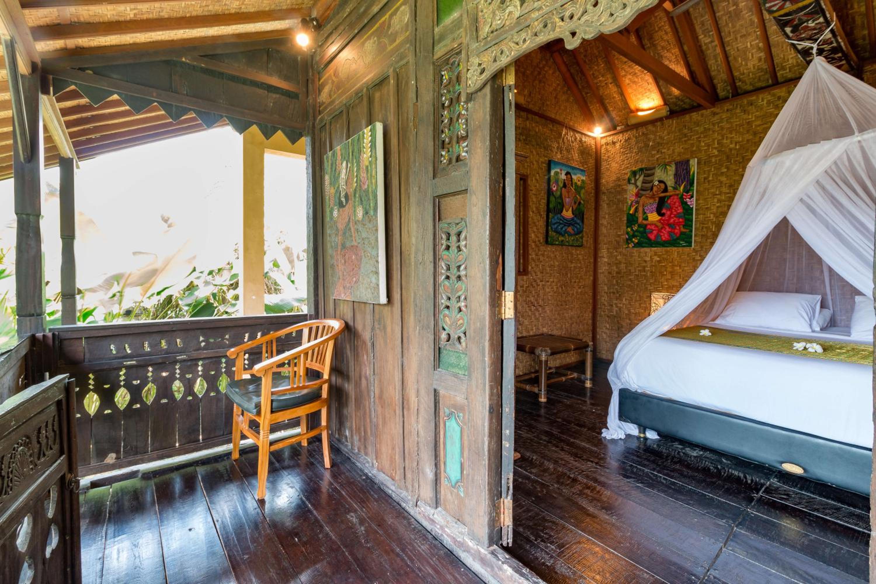 Luxury Villa with Garden View - Photo 7