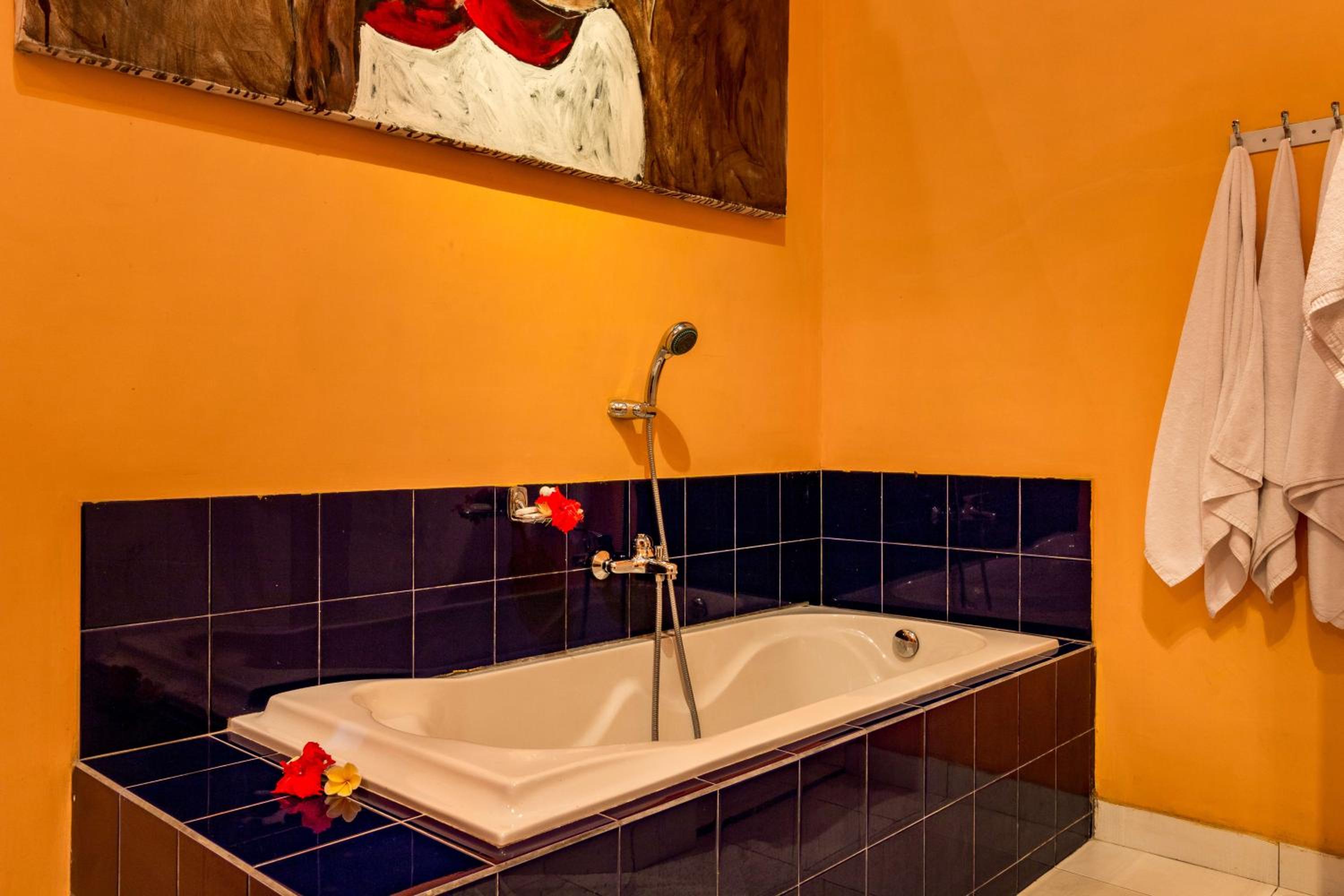 Bojog - Villa with Private Pool - Photo 10