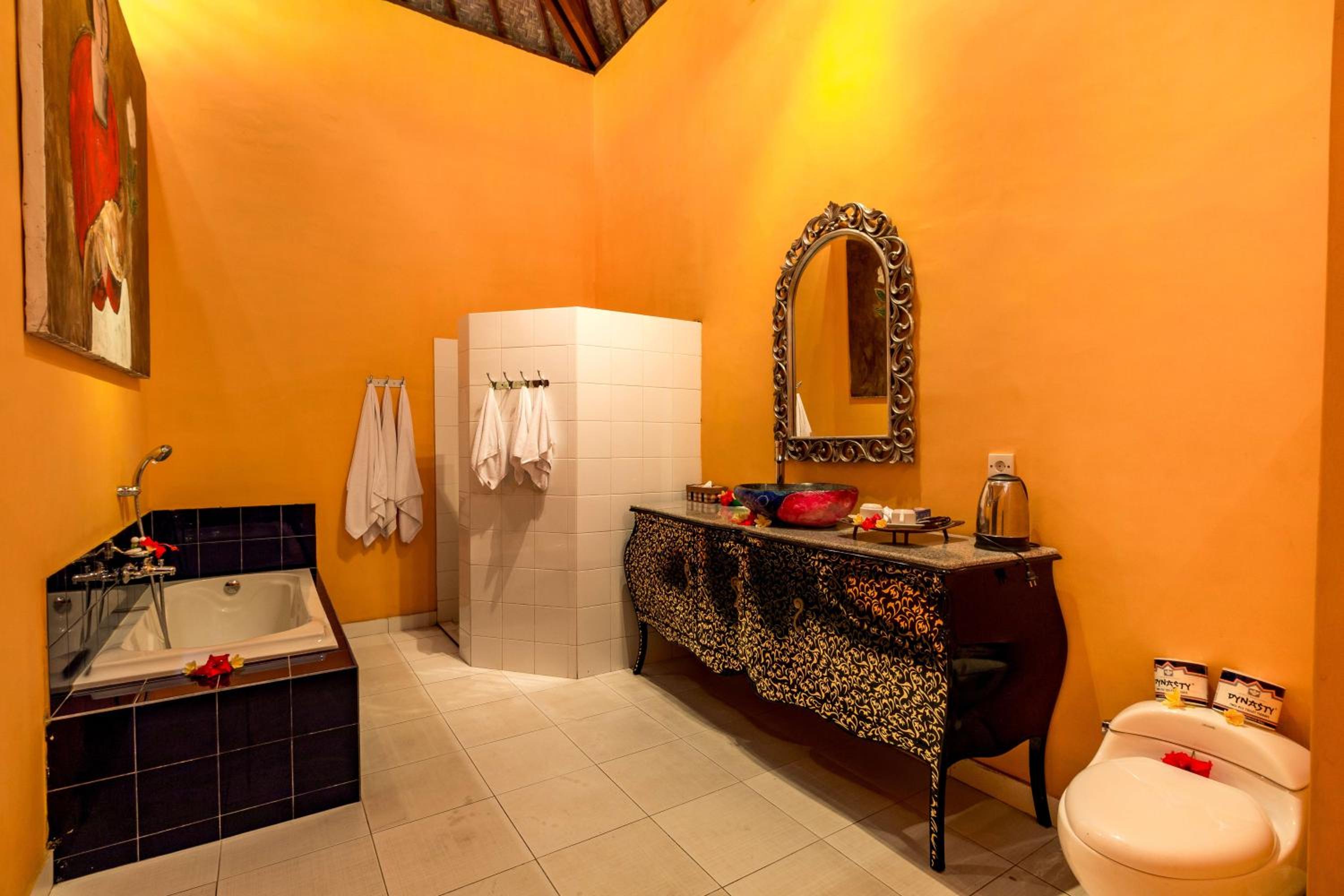 Bojog - Villa with Private Pool - Photo 8