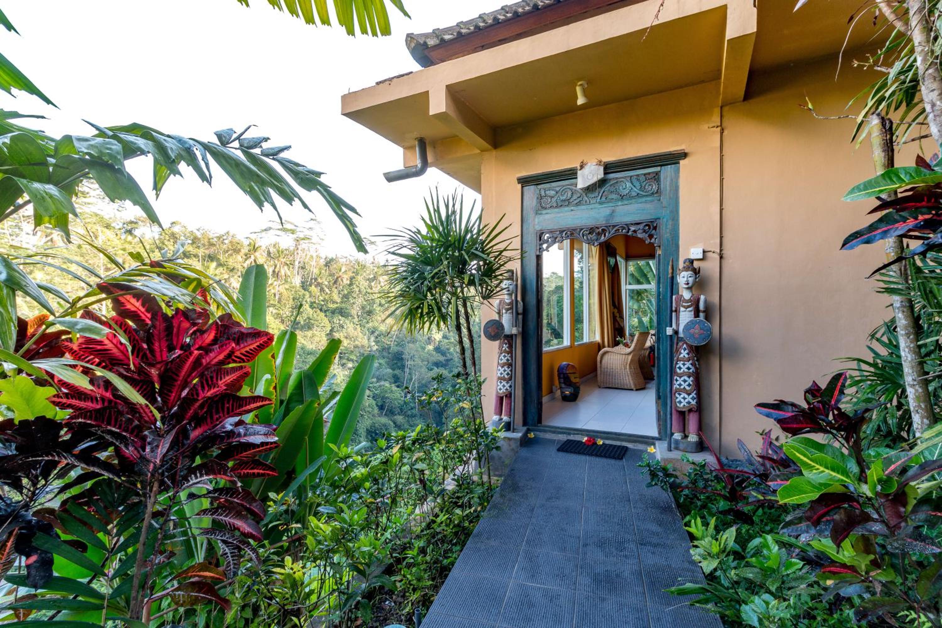 Bojog - Villa with Private Pool - Photo 3
