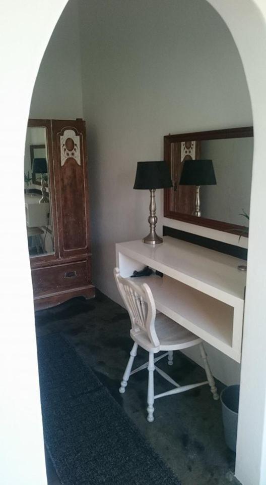 One-Bedroom Apartment - Photo 13