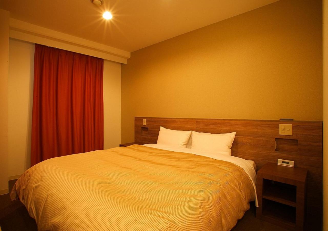 Corner Double Room - Non-Smoking photo 1