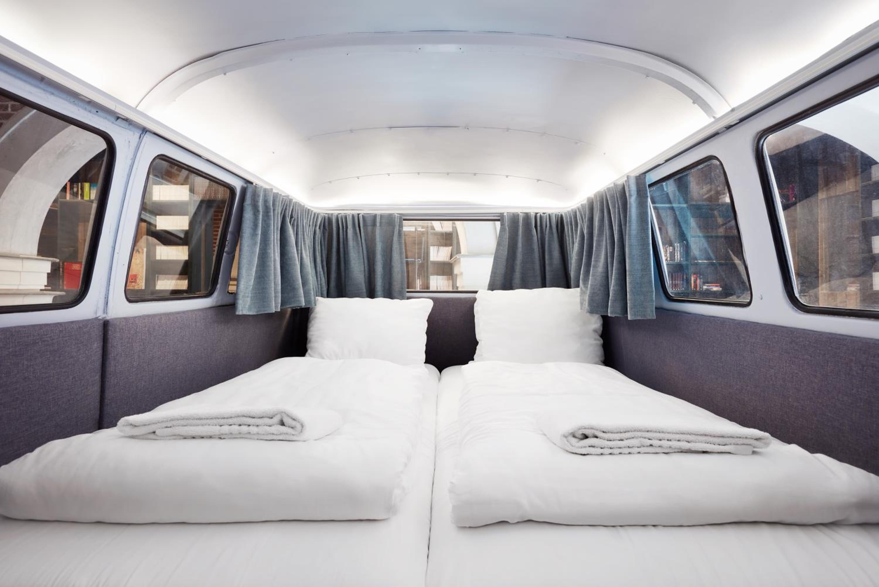 Volkswagen T1 (shared bathroom)