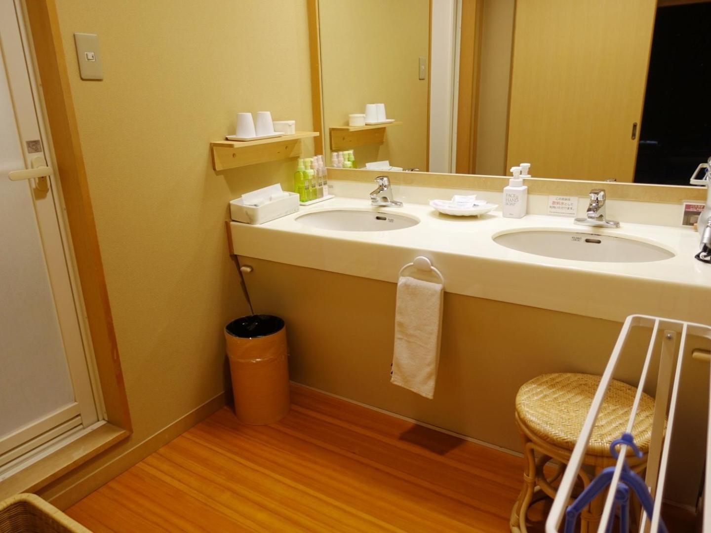 Japanese-Style Room with Sea View - Non-Smoking photo 3
