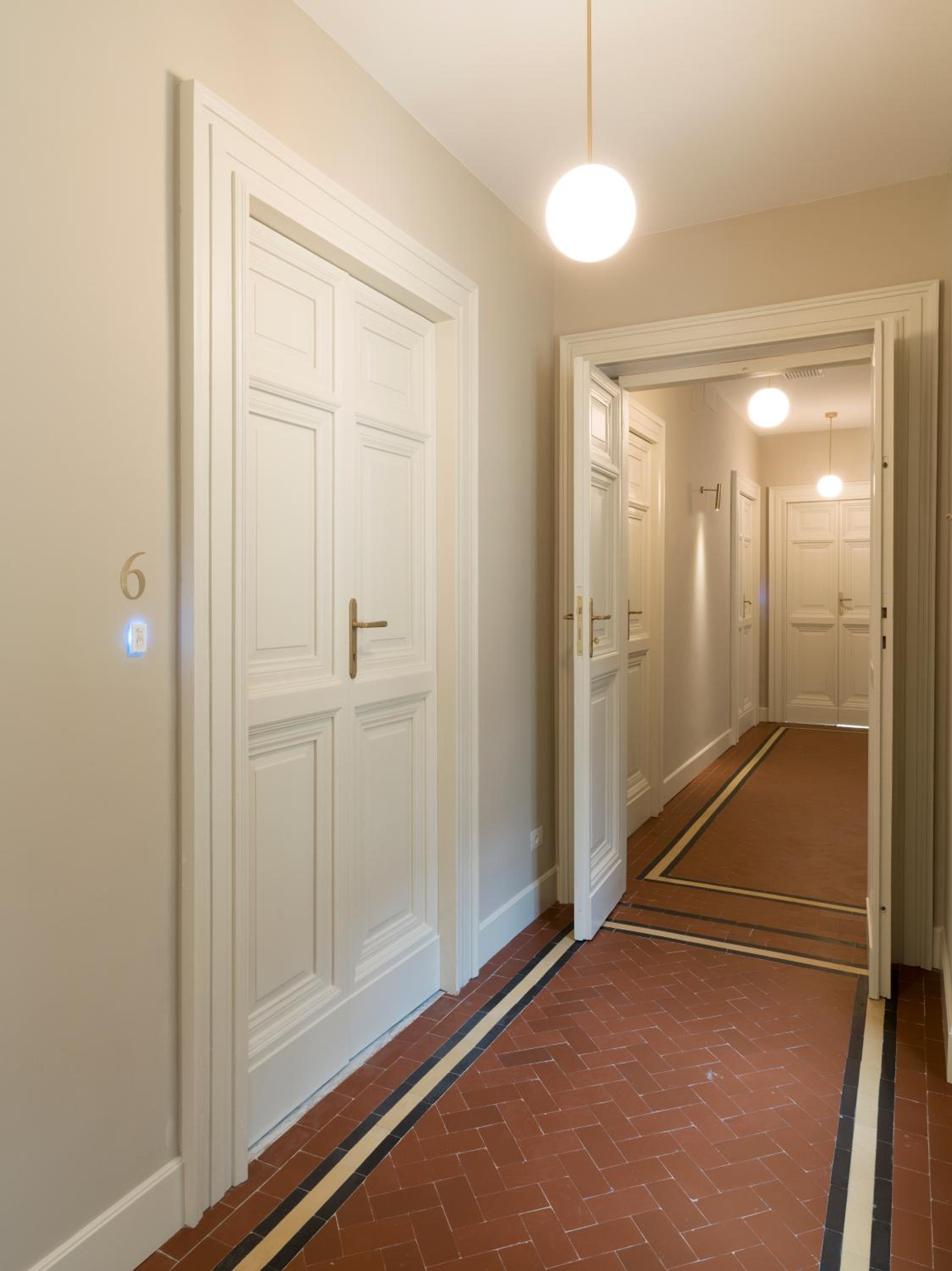 Deluxe Junior Suite photo 2