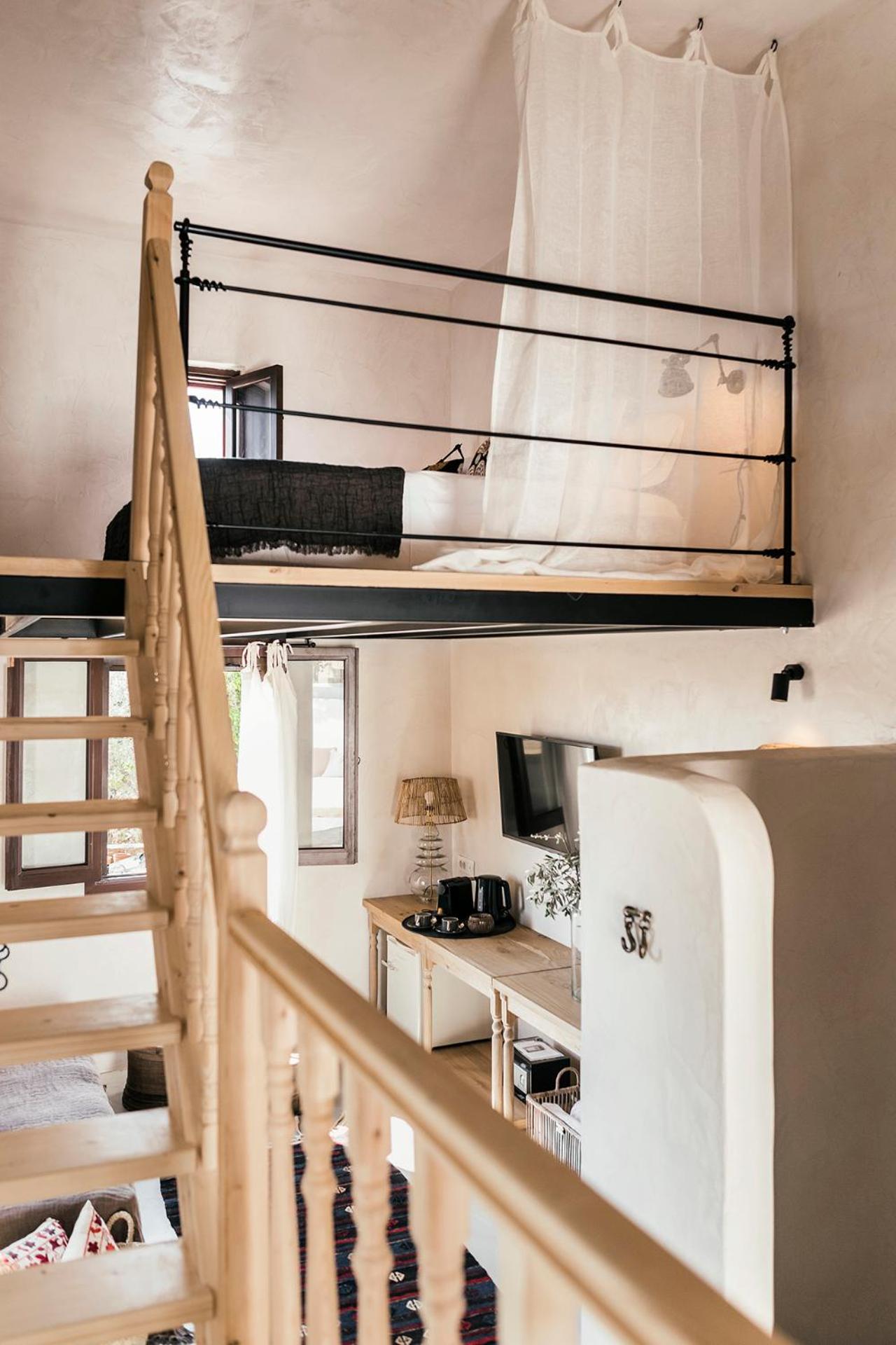King Suite Split-level 
