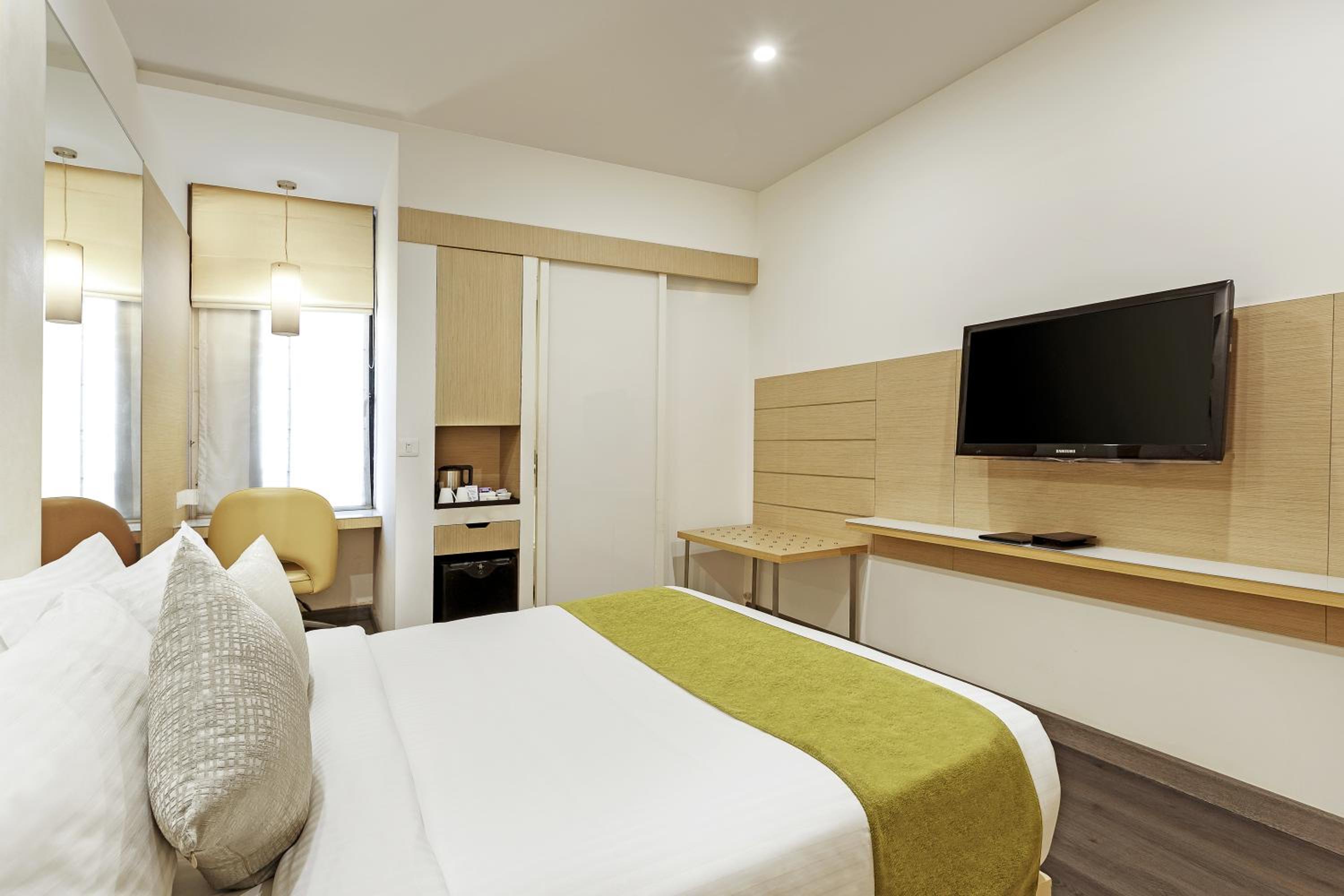 Deluxe Double Room - Photo 5