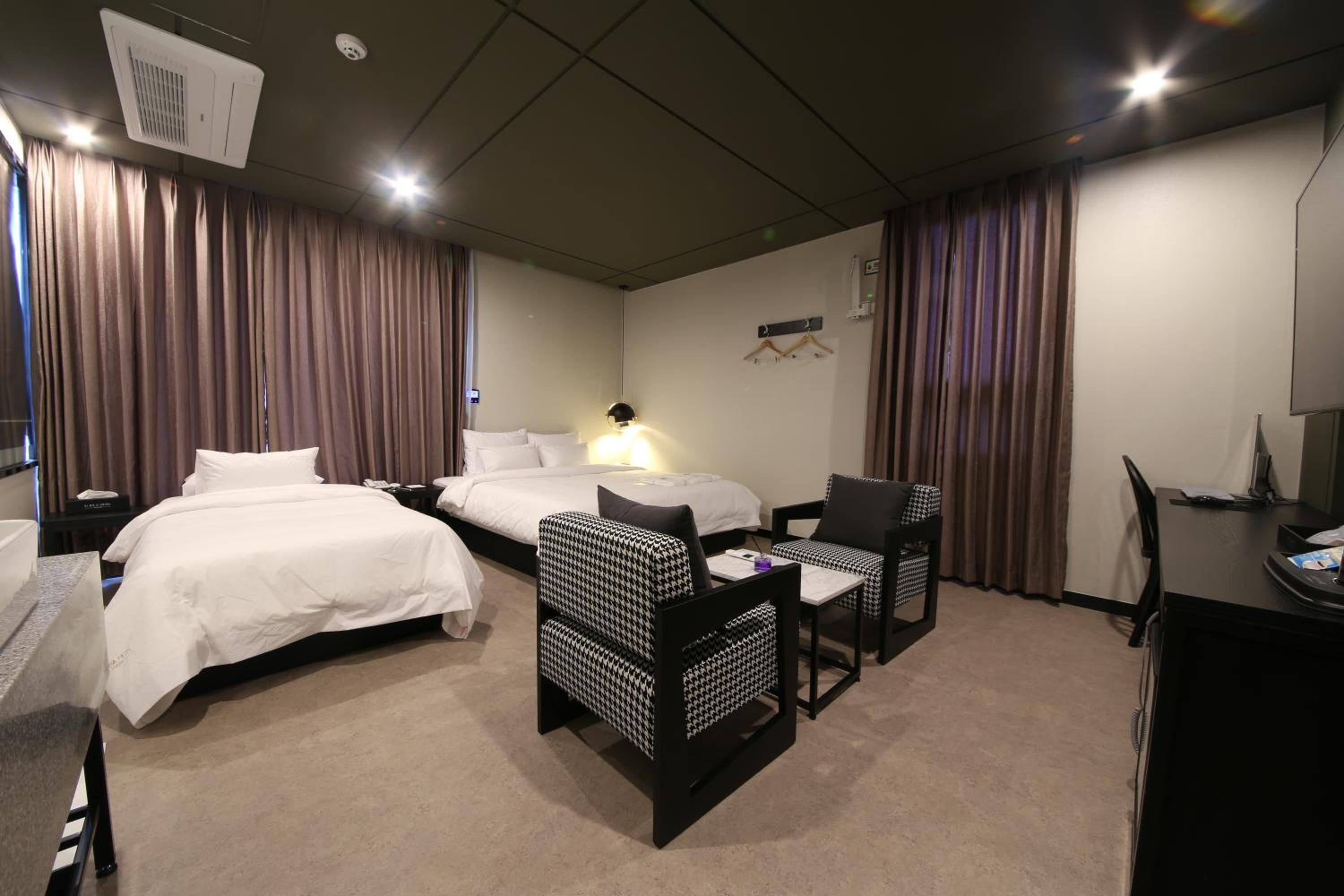 Superior Twin Room With Sea View