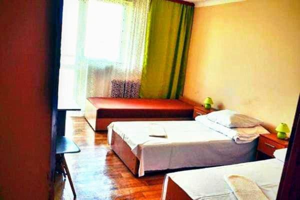 Double Room with Balcony - Photo 2