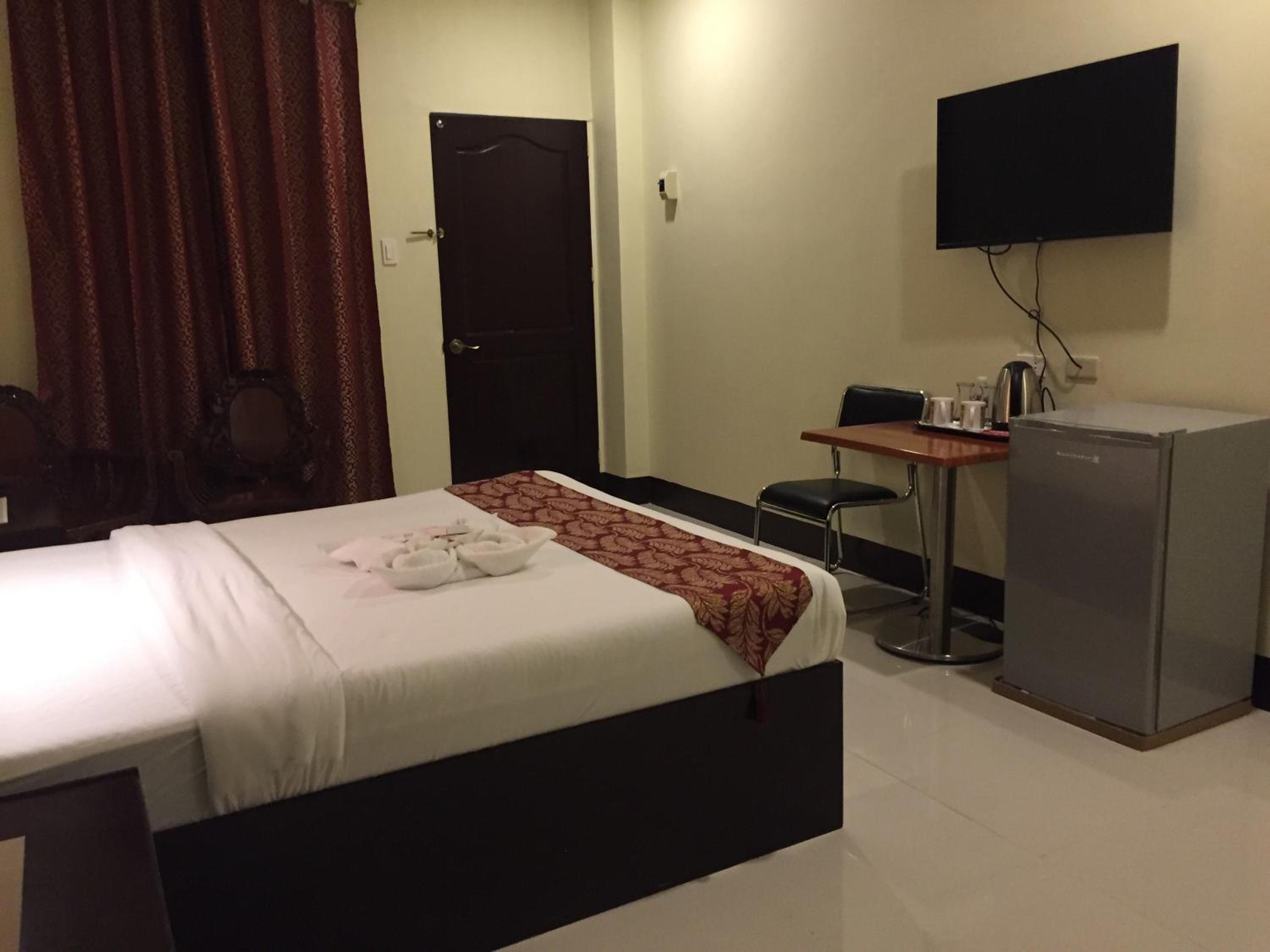 Deluxe Twin Room photo 3