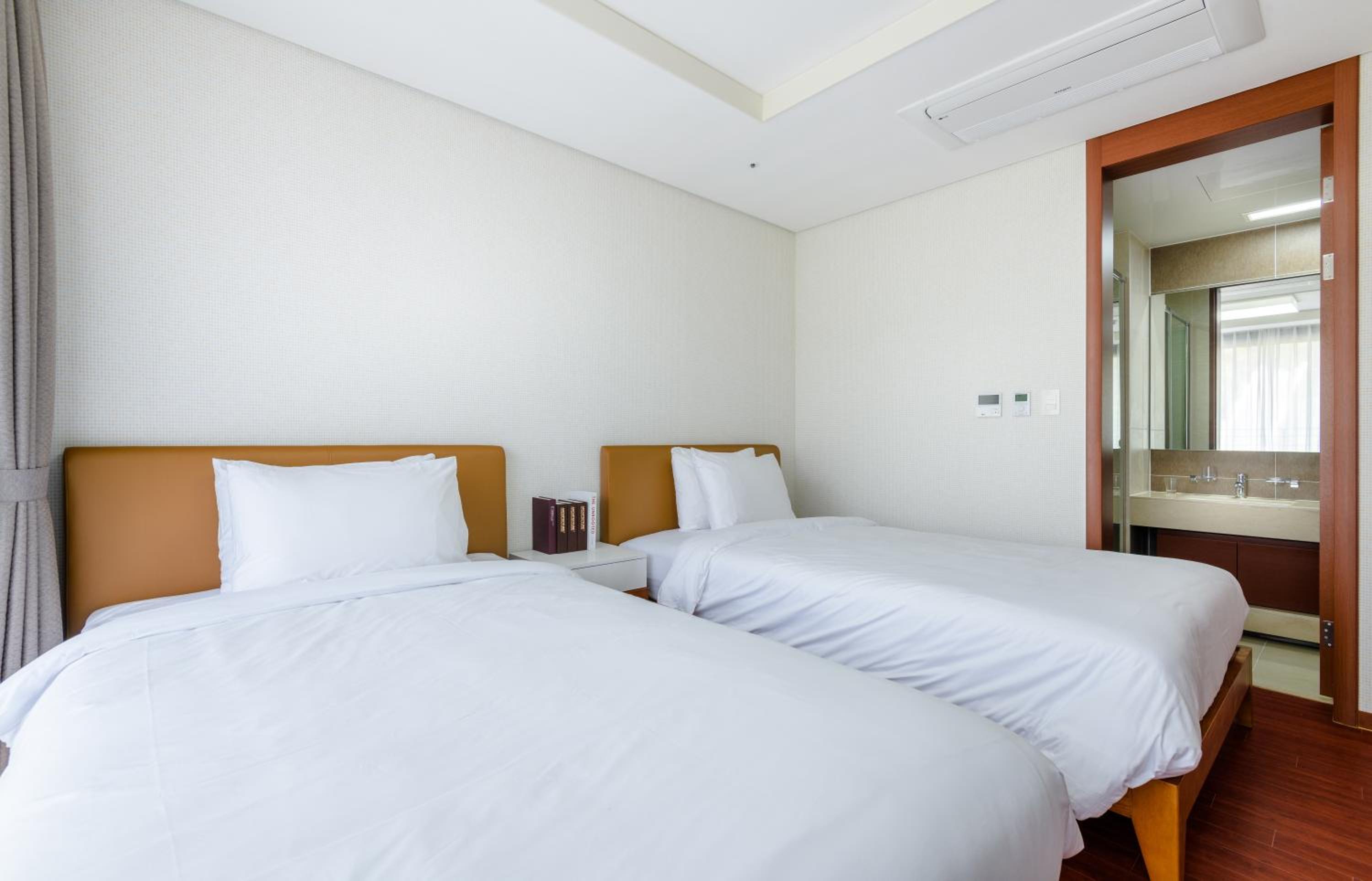 Family Suite - Photo 10