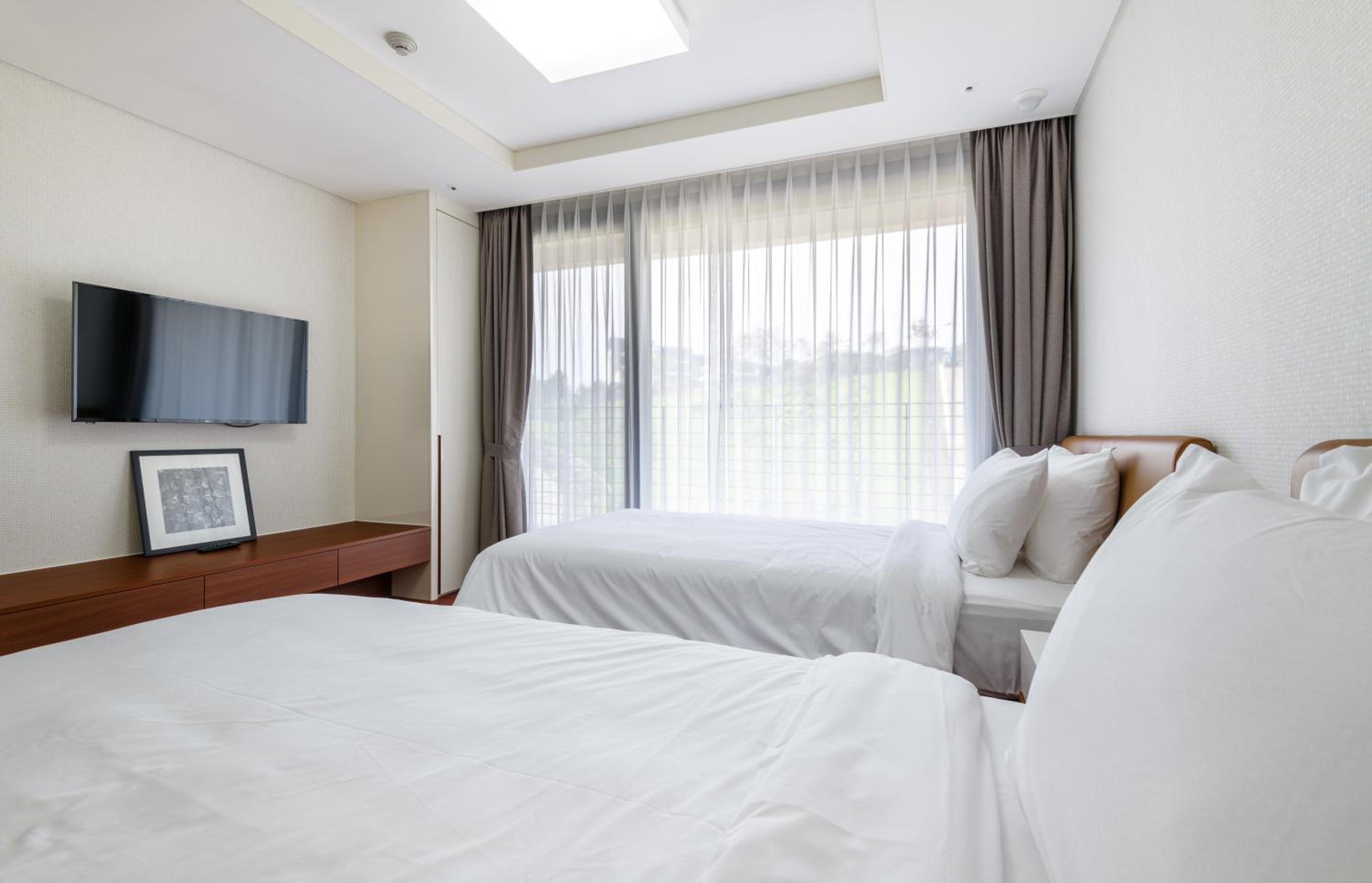 Family Suite - Photo 8