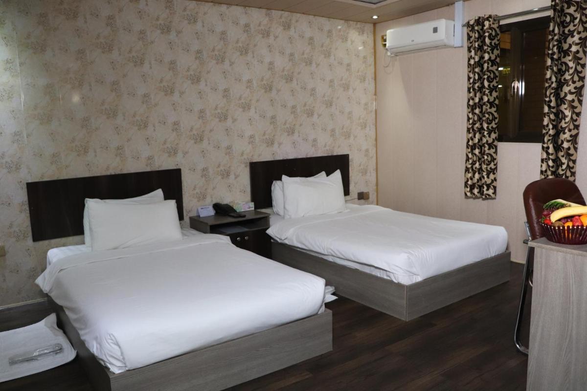 Deluxe Double Room photo 2