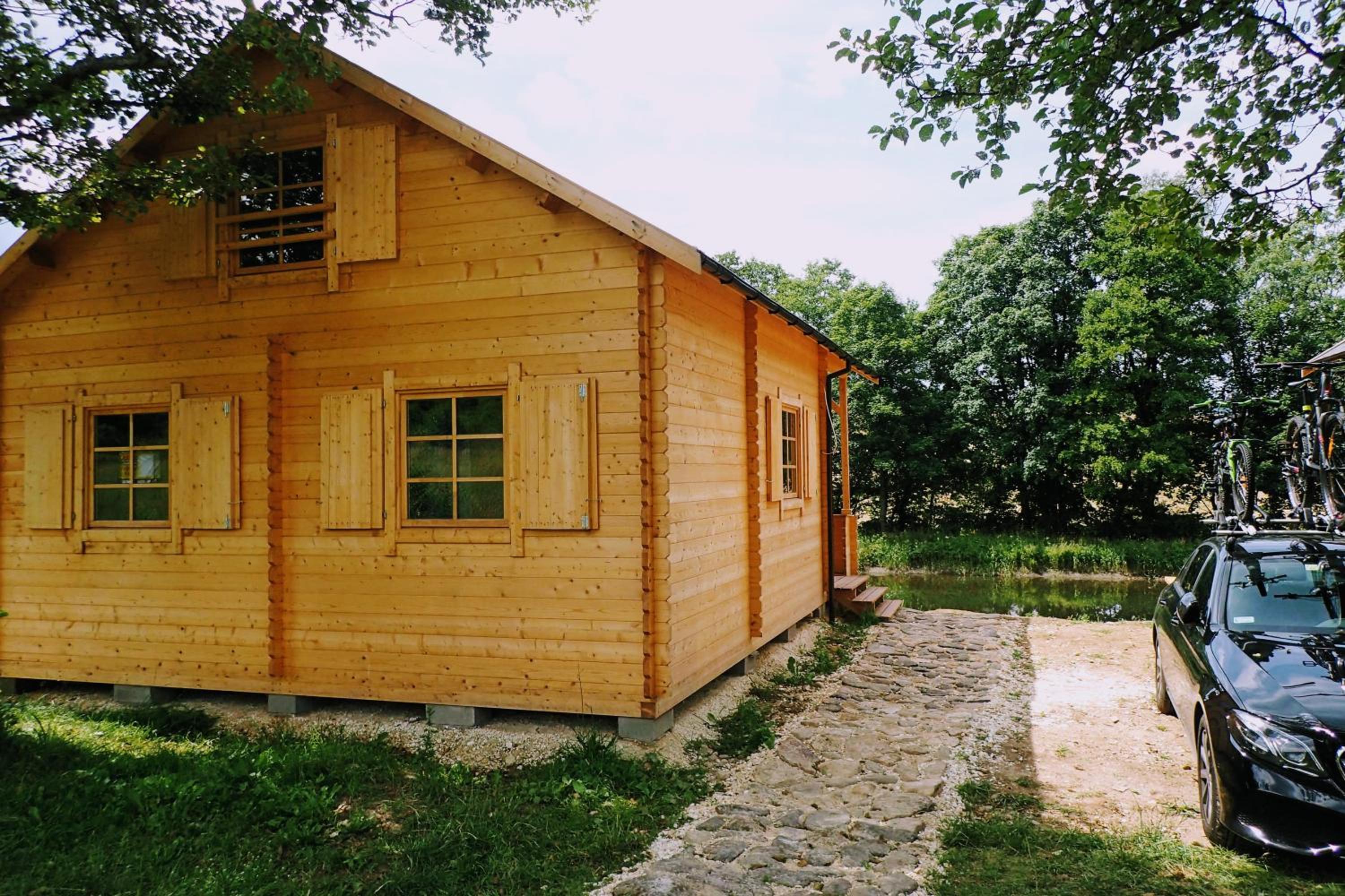 Three-Bedroom Chalet - Photo 11