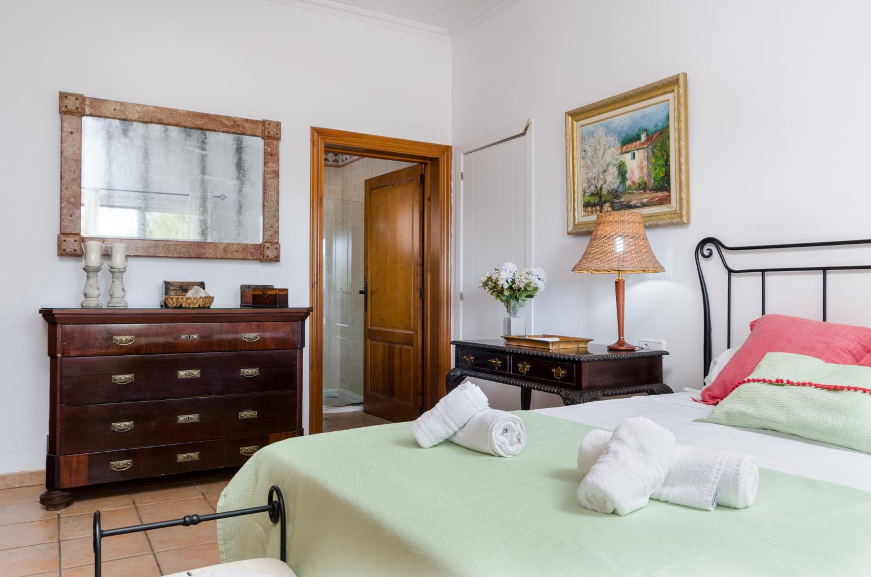Villa de Cuatro Habitaciones