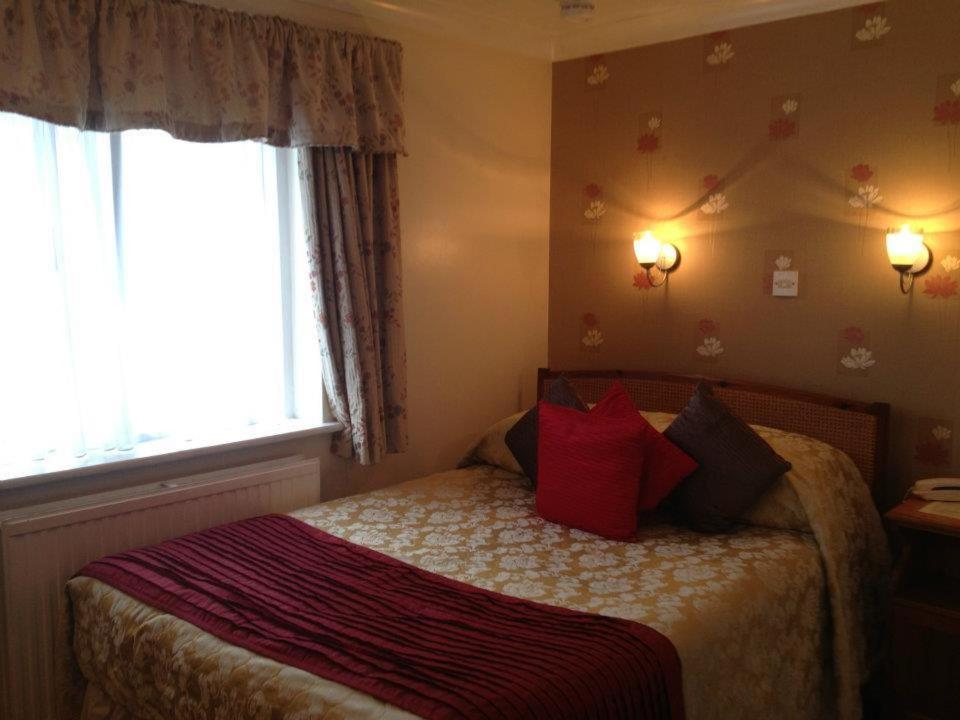 Double Room with Private Bathroom photo 2